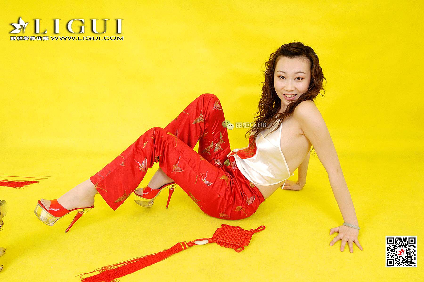 璐璐《新春丝足》 [丽柜LIGUI] 网络丽人