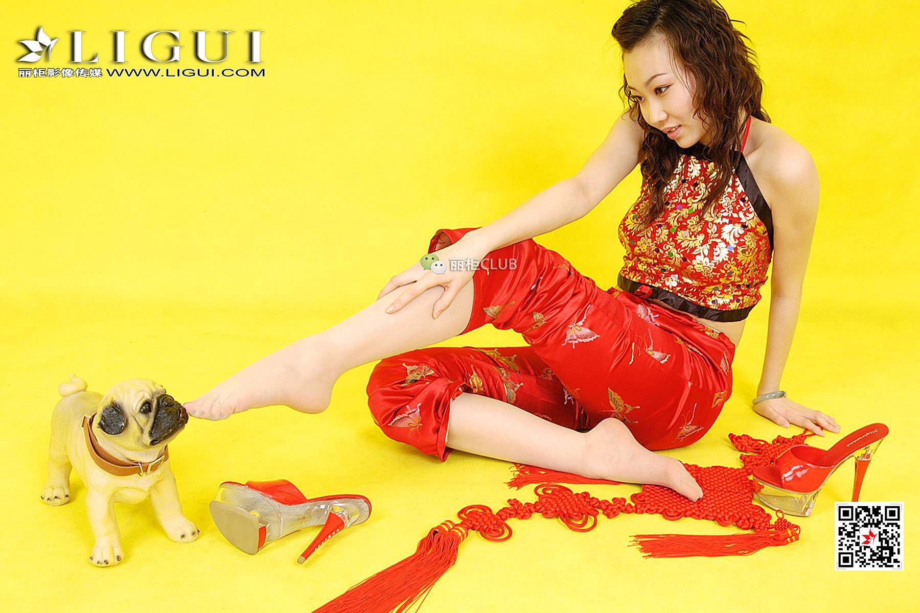 璐璐《新春丝足》 [丽柜LIGUI] 网络丽人