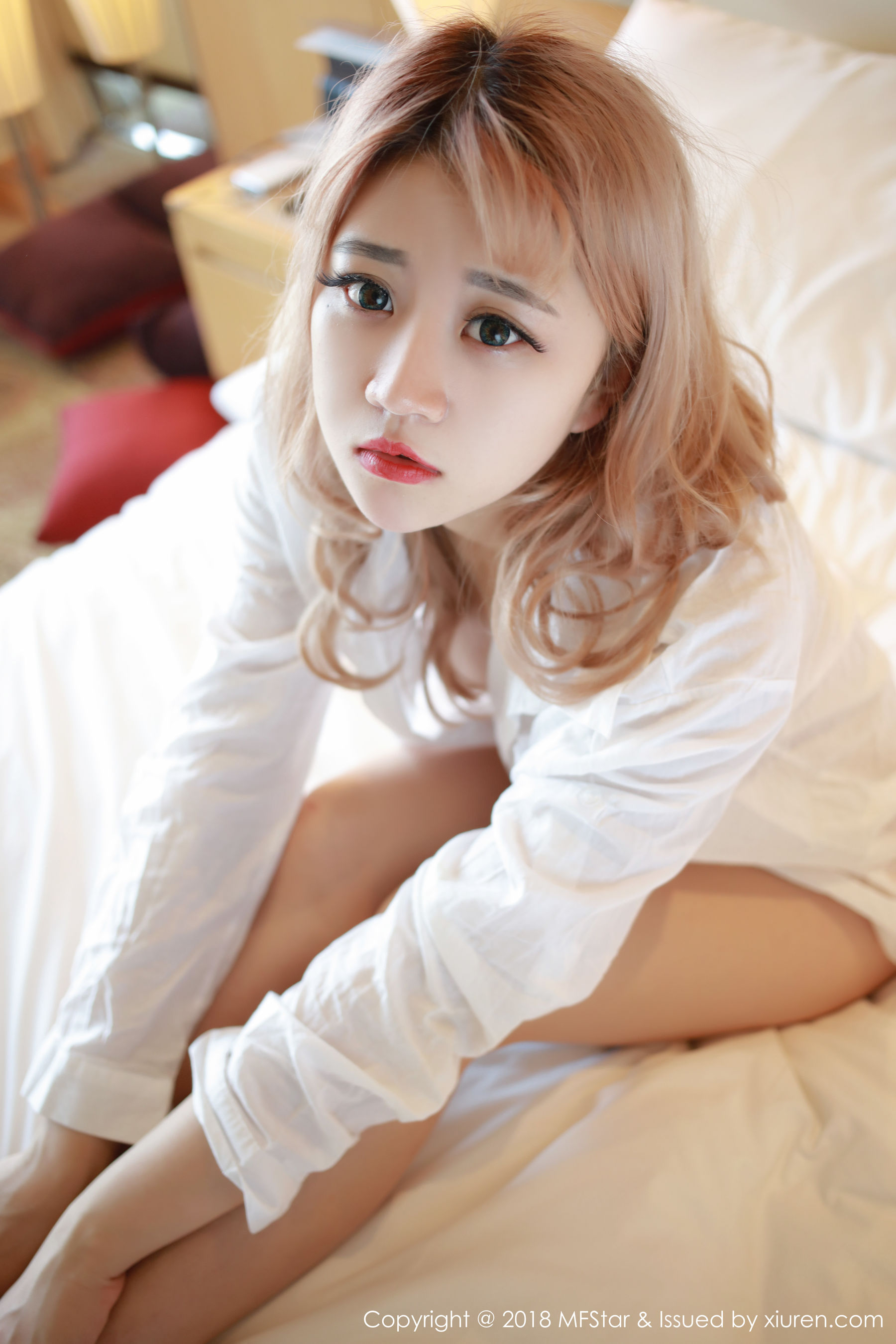 静静tobey《肤若琼脂的金发美女》 [模范学院MFStar] Vol.120