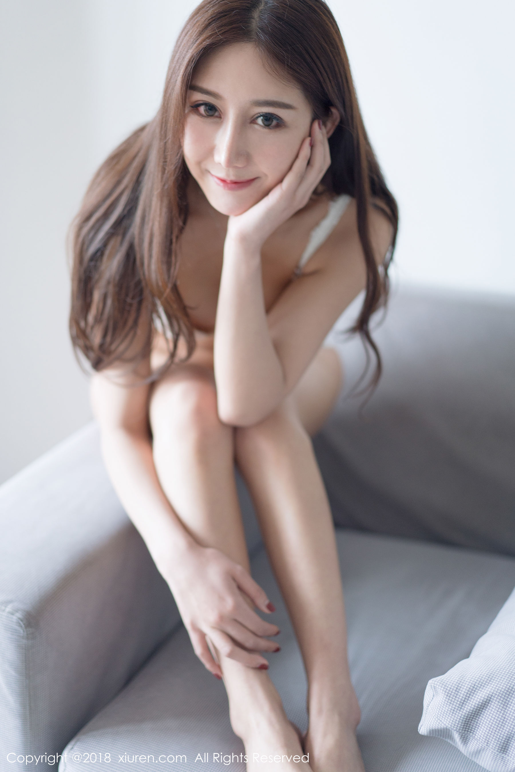 模特@晓梦may《不愿醒的美梦》 [秀人XIUREN] No.1016