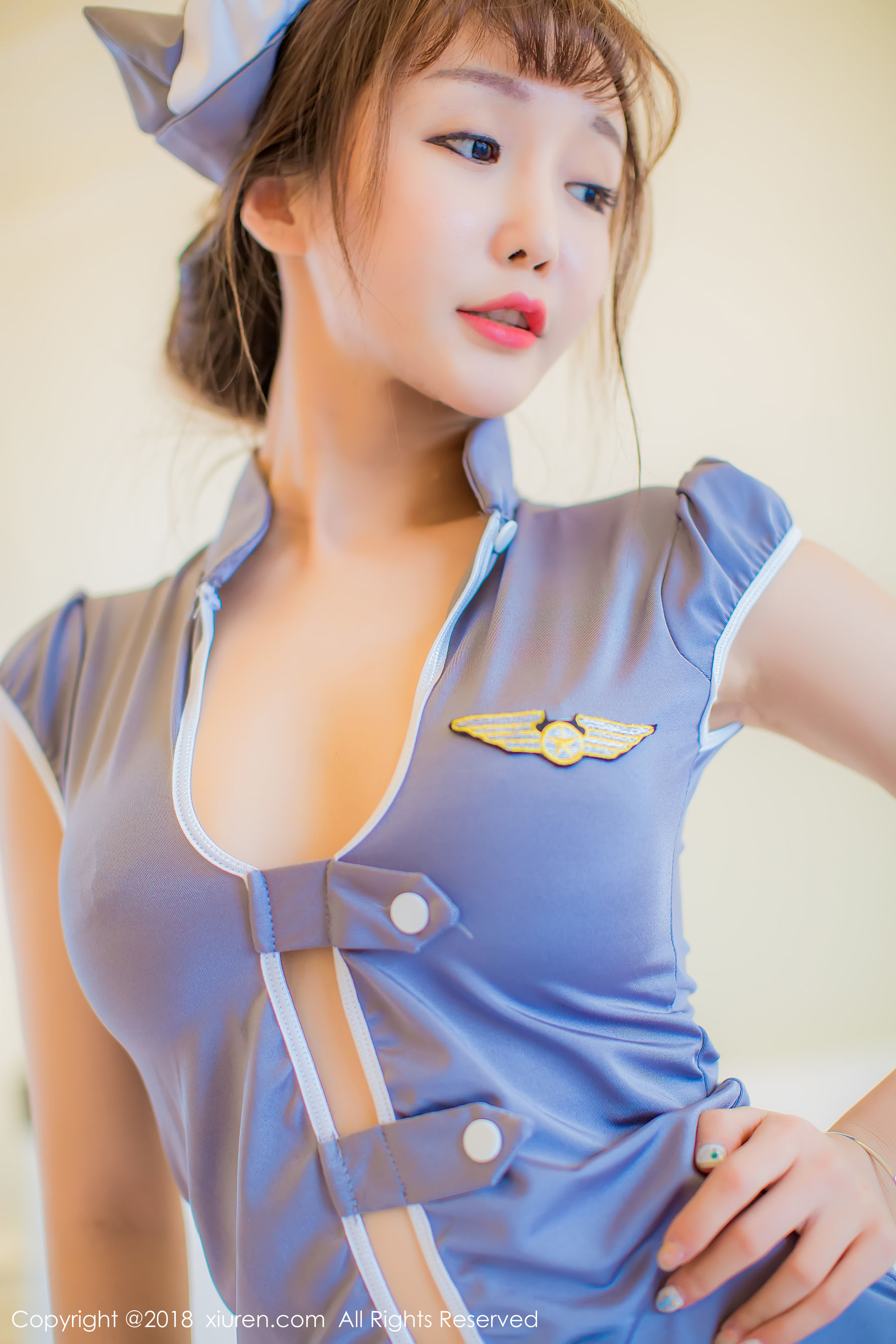 顾灿《乘务员的空乘制服诱惑》 [秀人XIUREN] No.1021