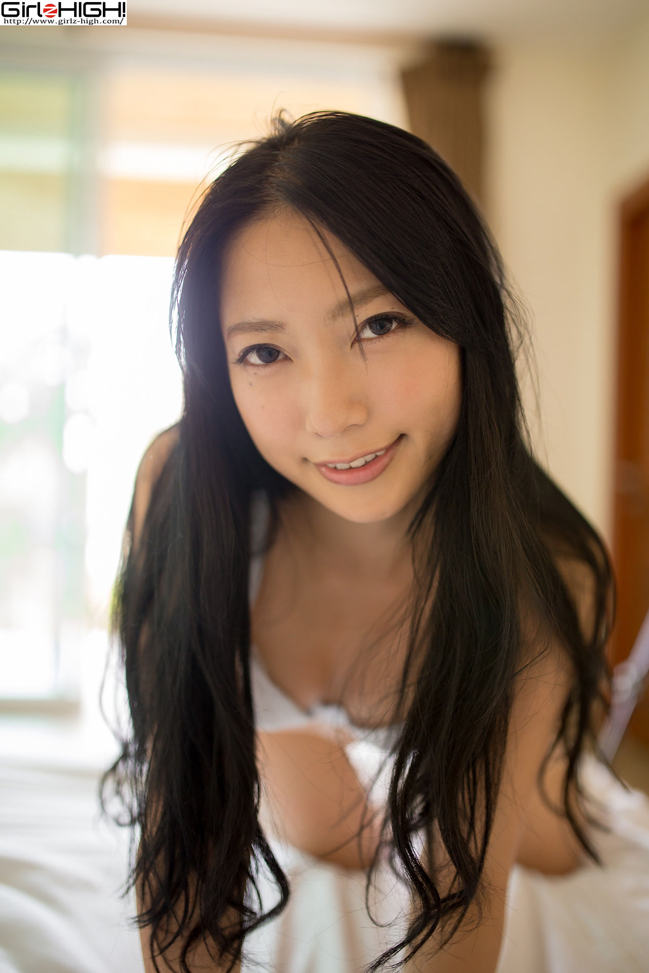 [Girlz-High] Ui Mita 三田羽衣 - 连少裙少妇装 - buno_041_002