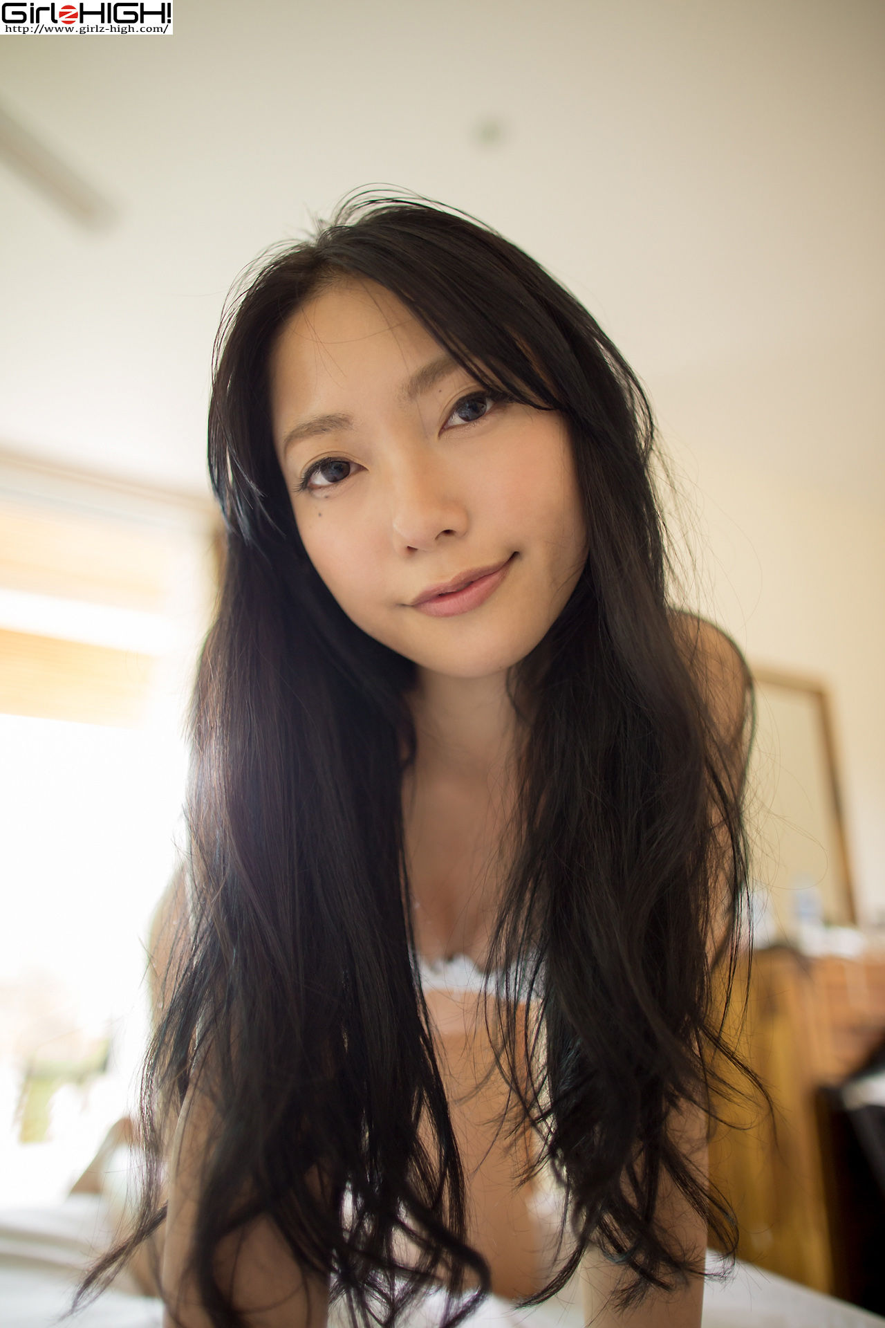 [Girlz-High] Ui Mita 三田羽衣 - 连少裙少妇装 - buno_041_002