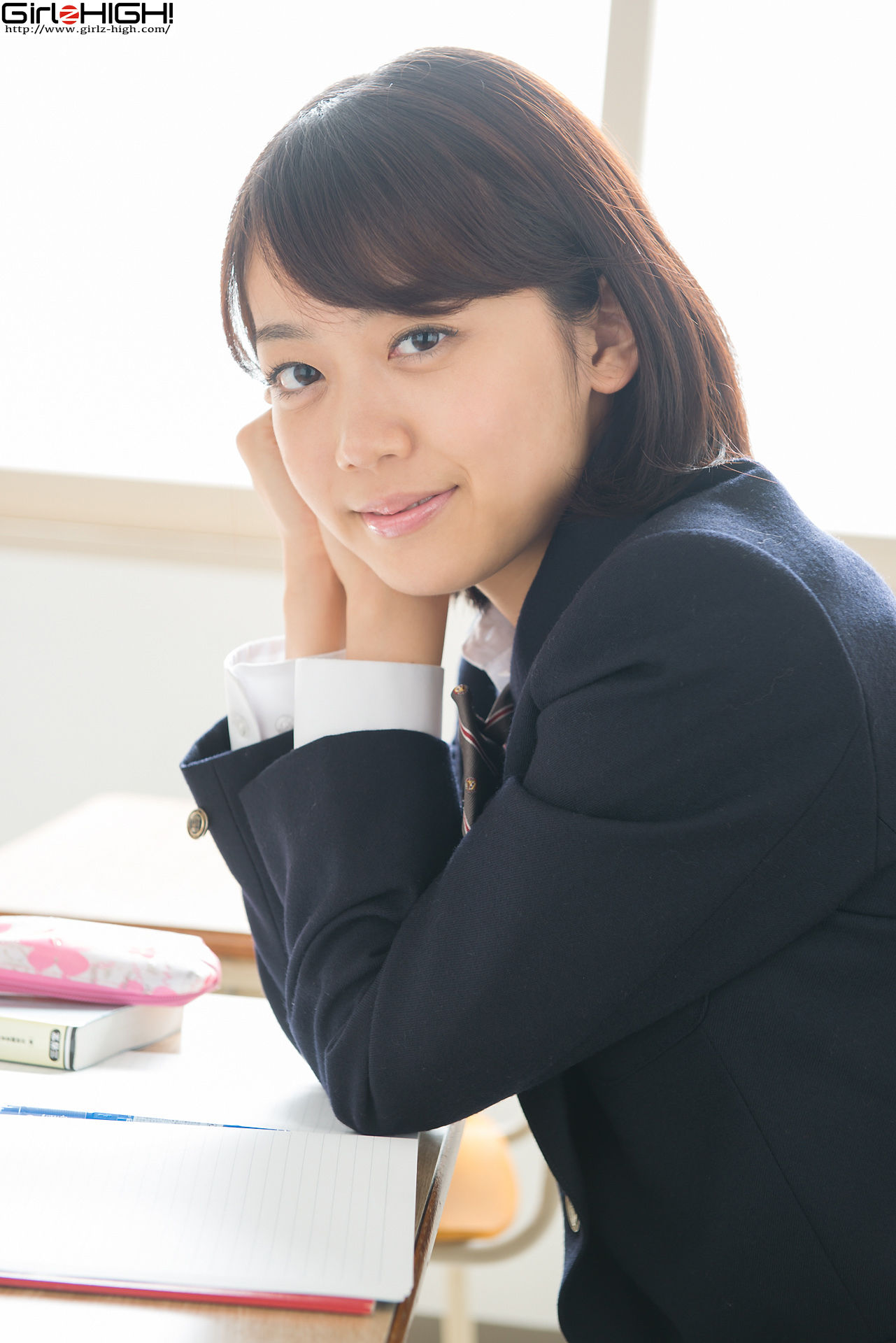 [Girlz-High] Koharu Nishino 西野小春 - 学生装 - bkoh_006_001