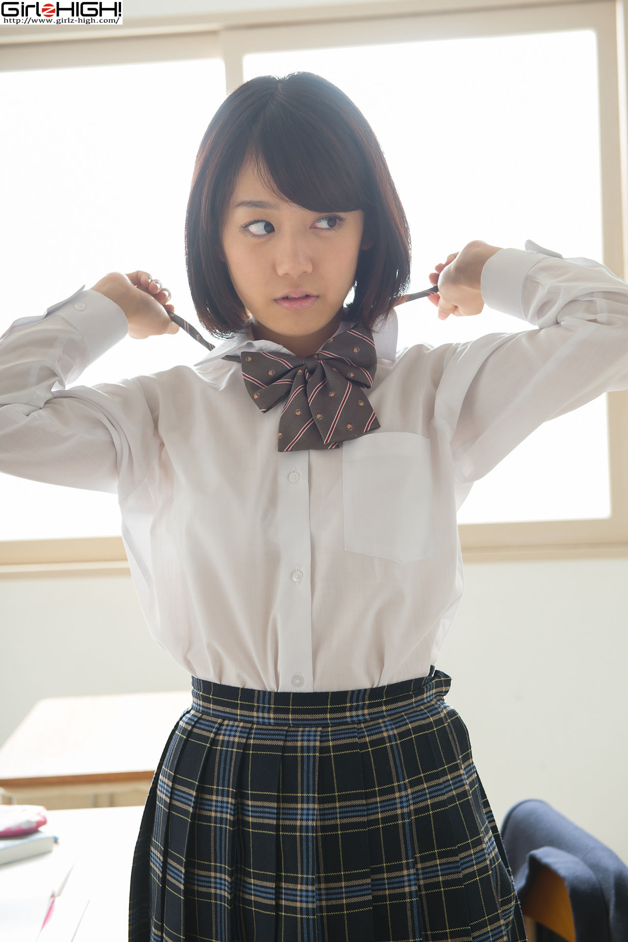 [Girlz-High] Koharu Nishino 西野小春 - 学生装 - bkoh_006_001