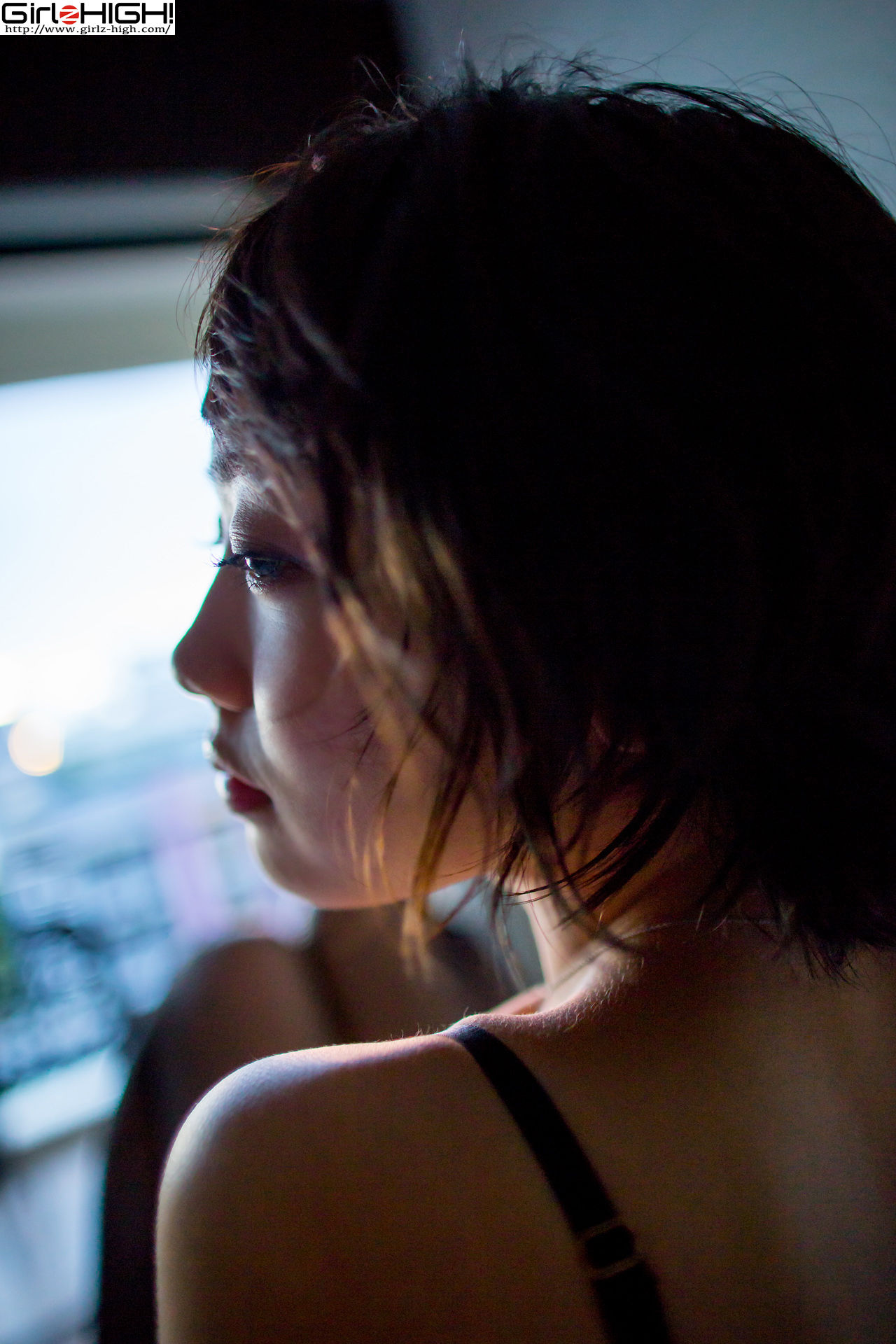 [Girlz-High] Koharu Nishino 西野小春 - 黑丝丁字裤诱惑 - bkoh_010_003