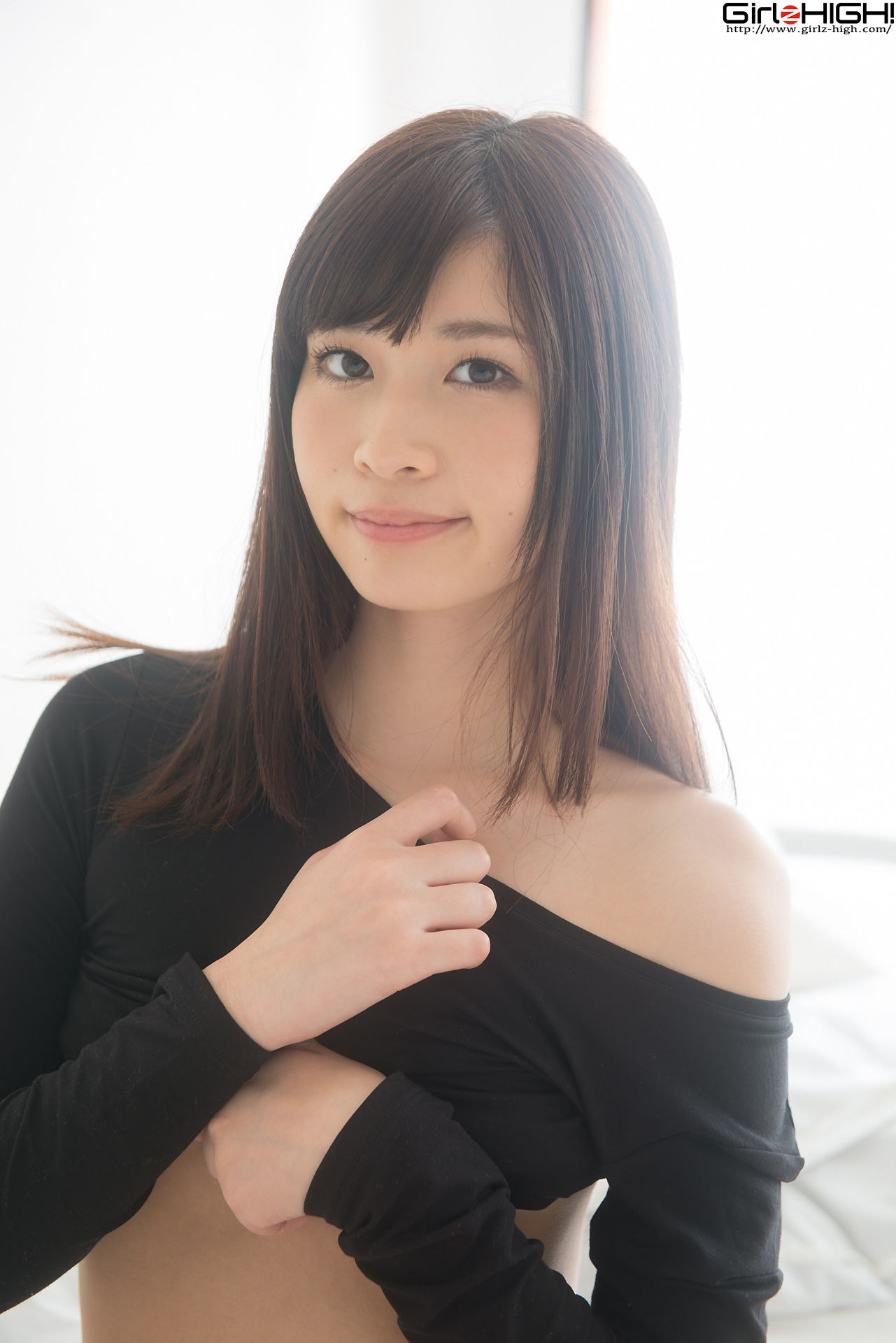 [Girlz-High] Ria Satou 佐藤理亜 白丝诱惑 - buno_024_003