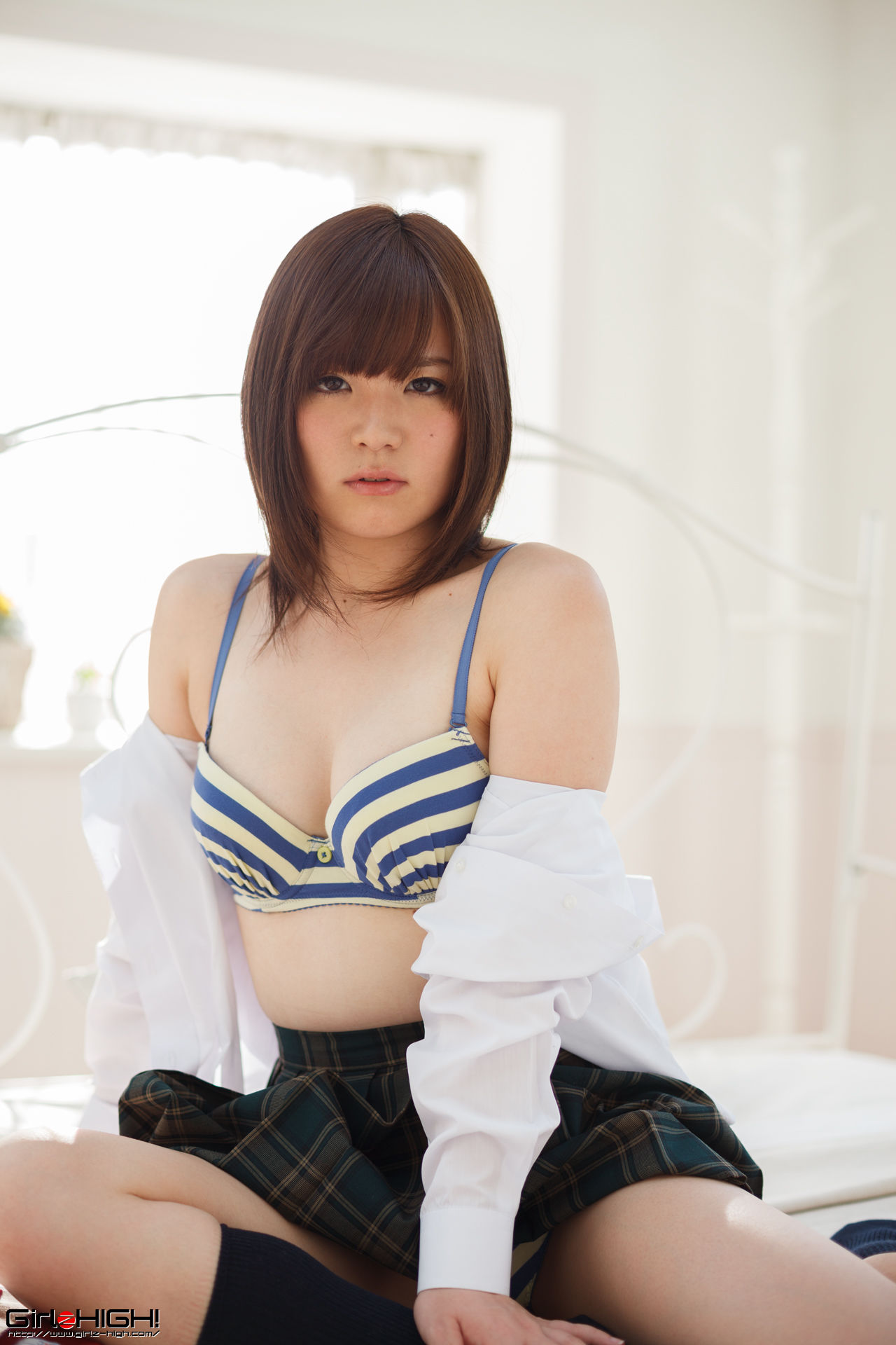[Girlz-High] 吉見りぃな Riina Yoshimi #g024 Gravure Gallery 03