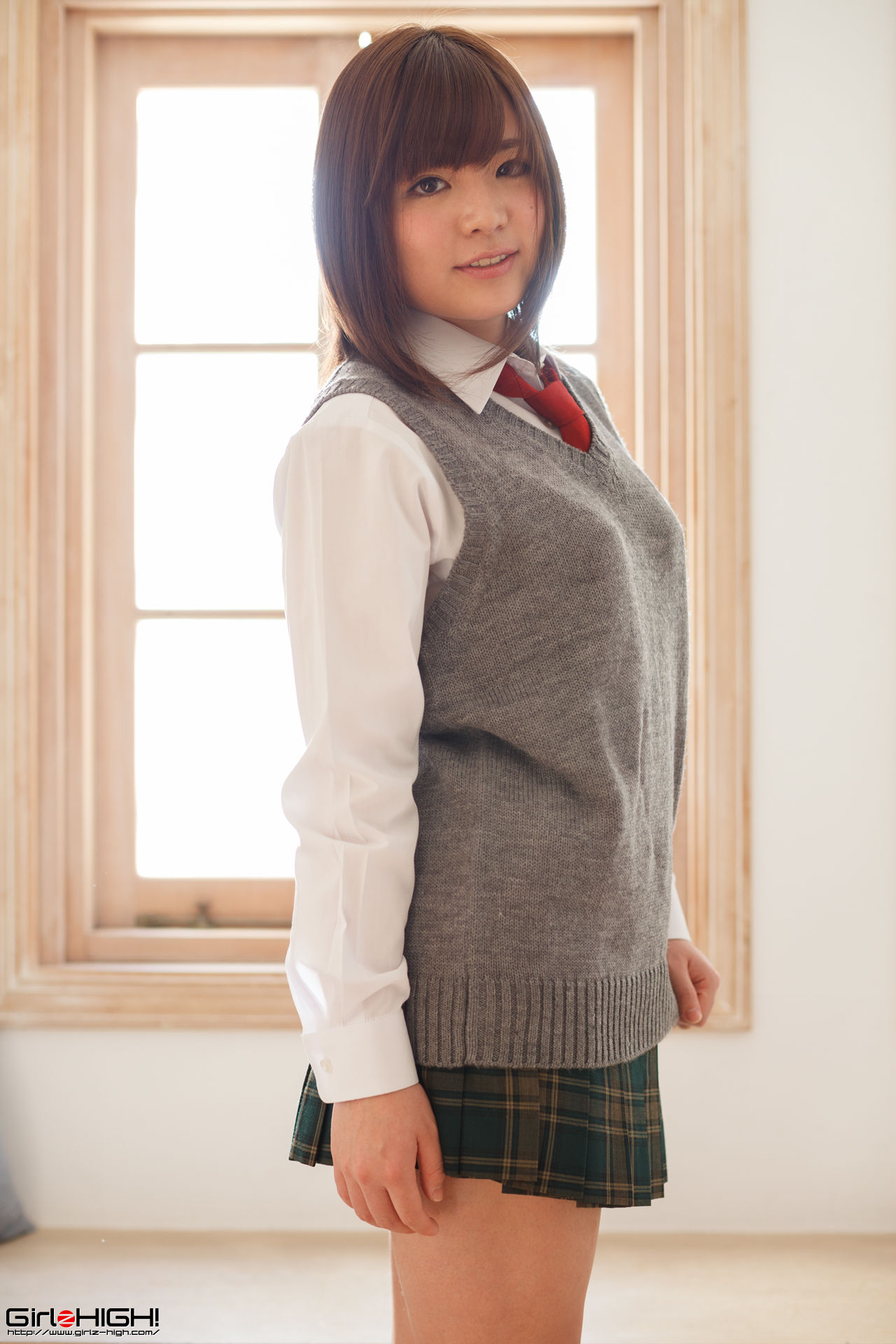 Riina Yoshimi 吉見りぃな [Girlz-High] #g024 Gravure Gallery 02