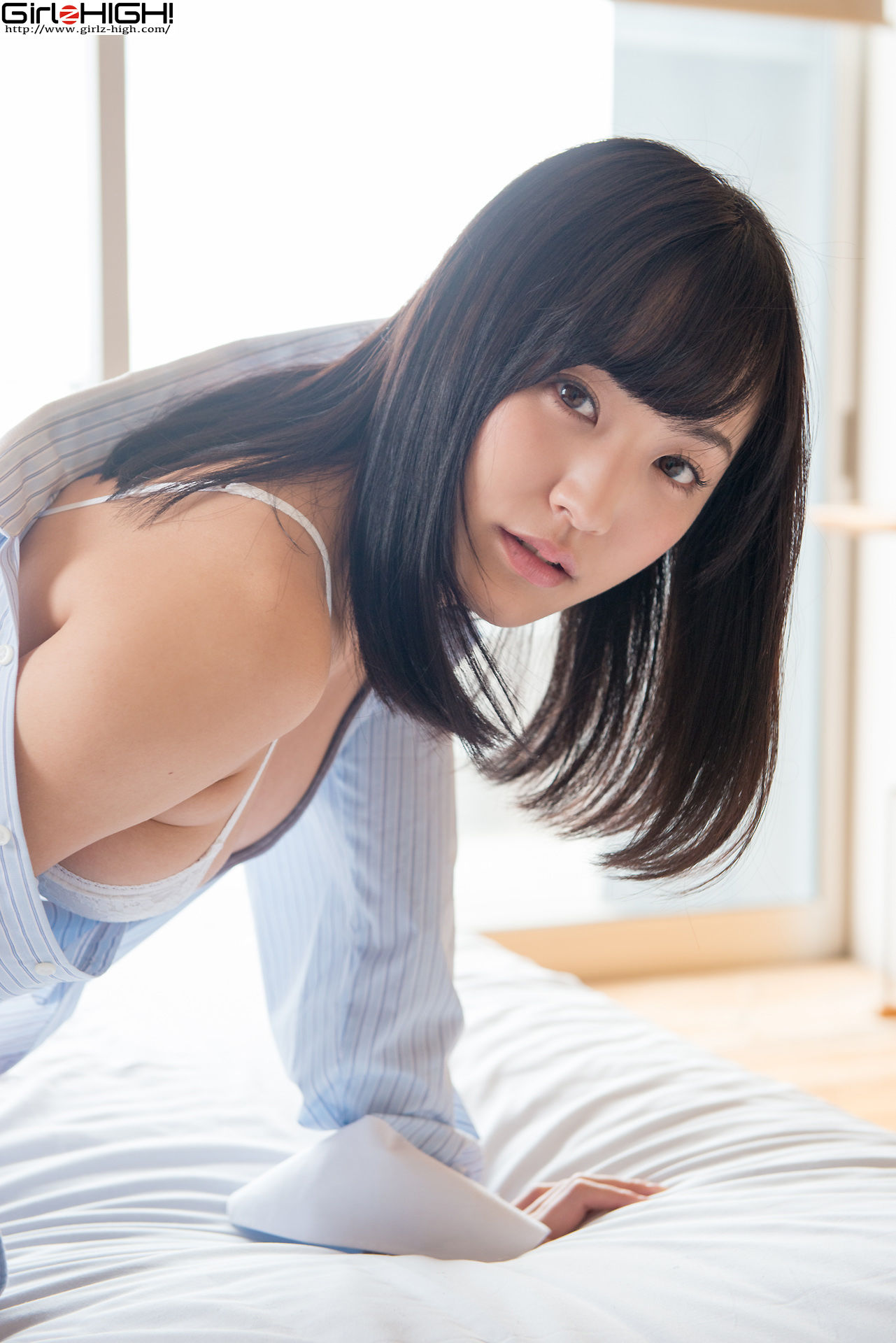 浜田由梨《イケナイことしようよ》ワイシャツビキニ [Girlz-High]