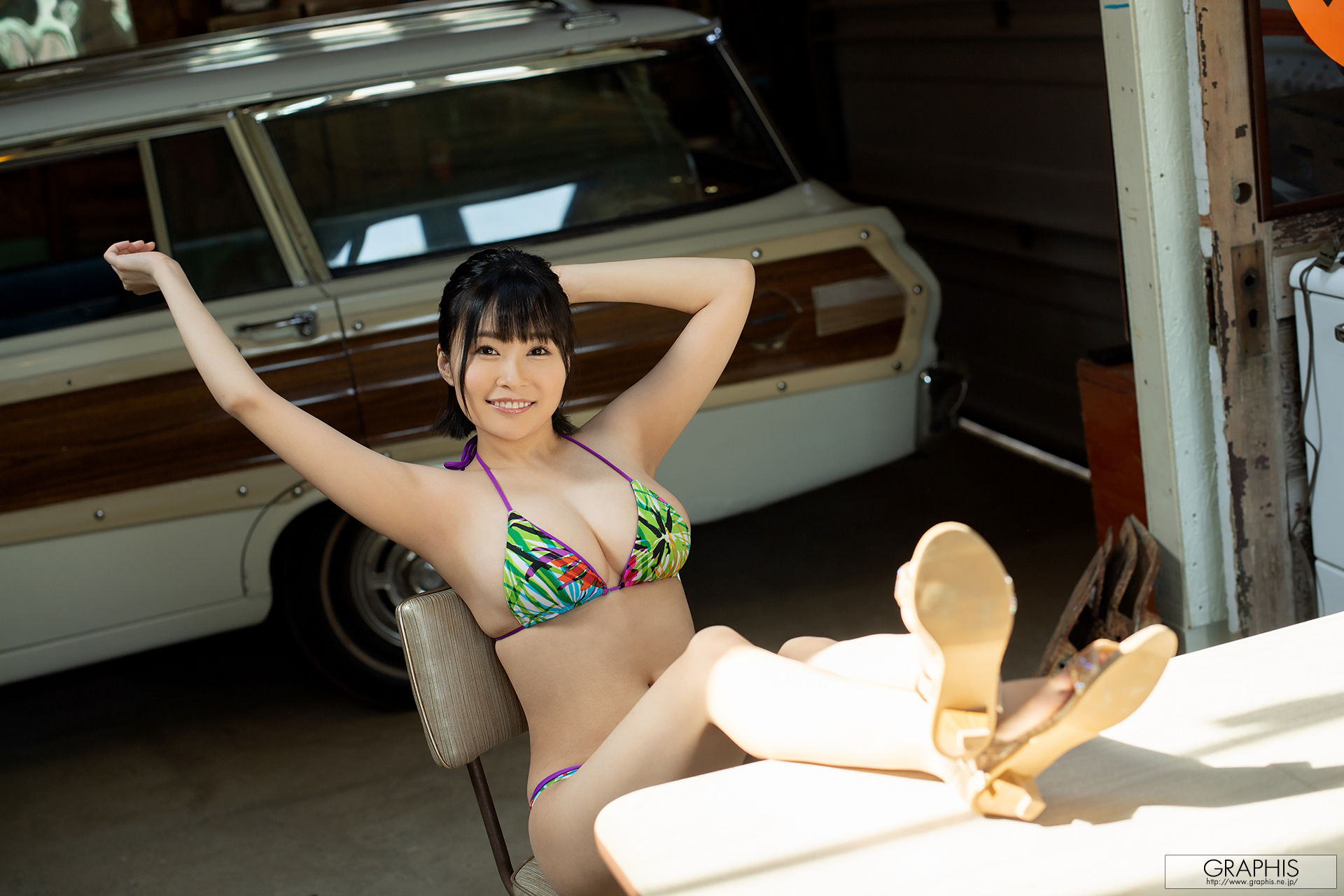 河合あすな《Natural beauty melons!》 [Graphis] Gals