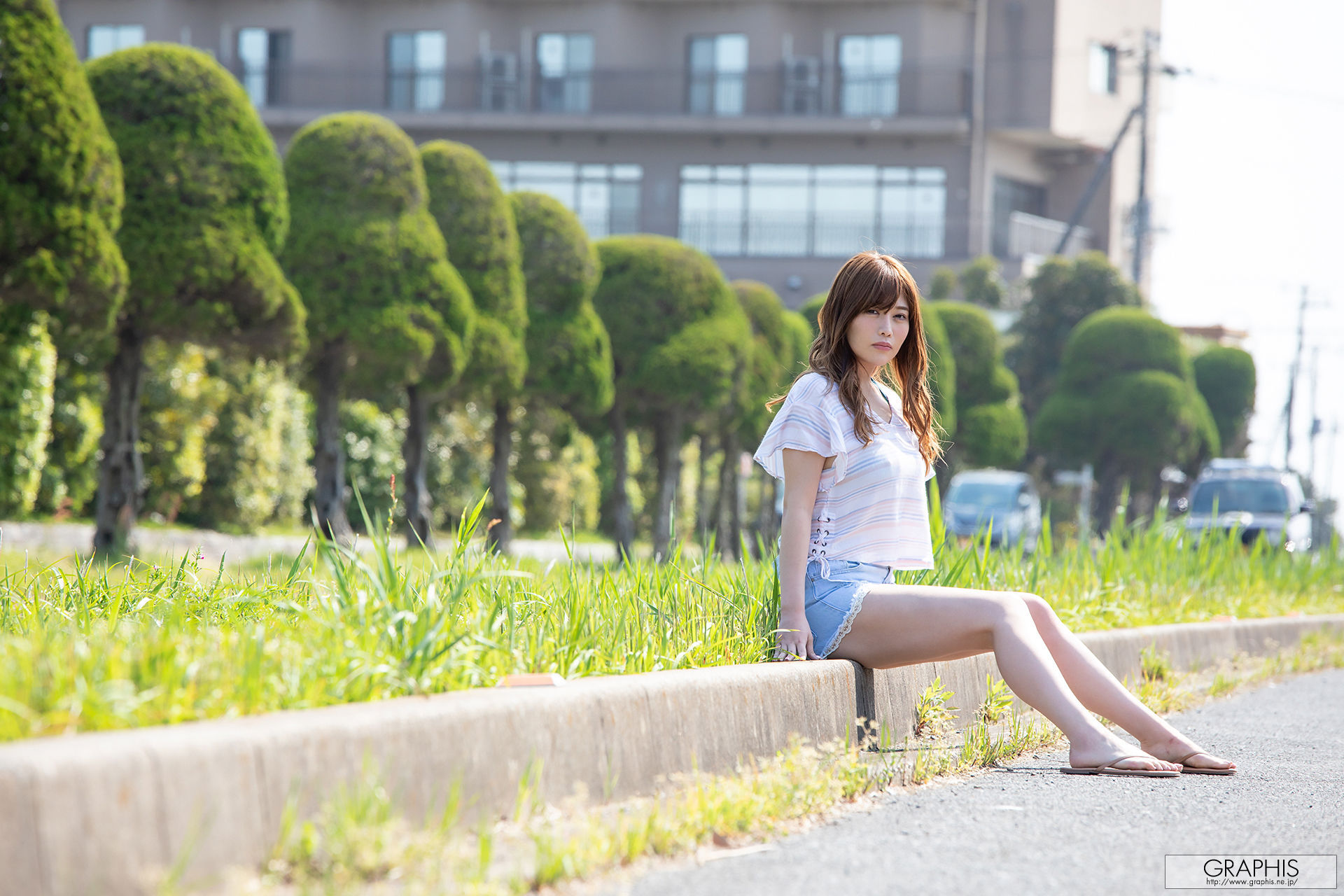 [Graphis] First Gravure 初脱ぎ娘 益坂美亜 Mia Masuzaka