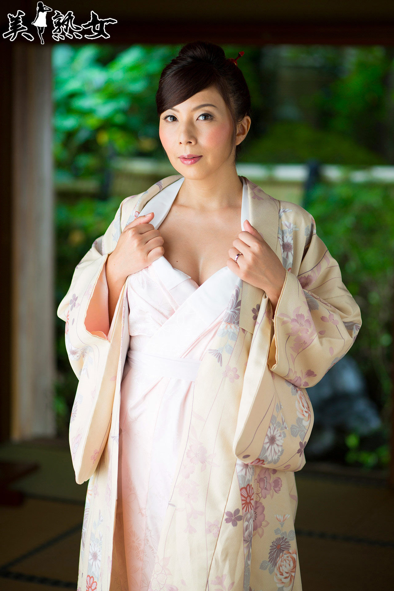 [X-City] 美熟女グラビア「JUKUJO」- 一條綺美香 Kimika Ichijo