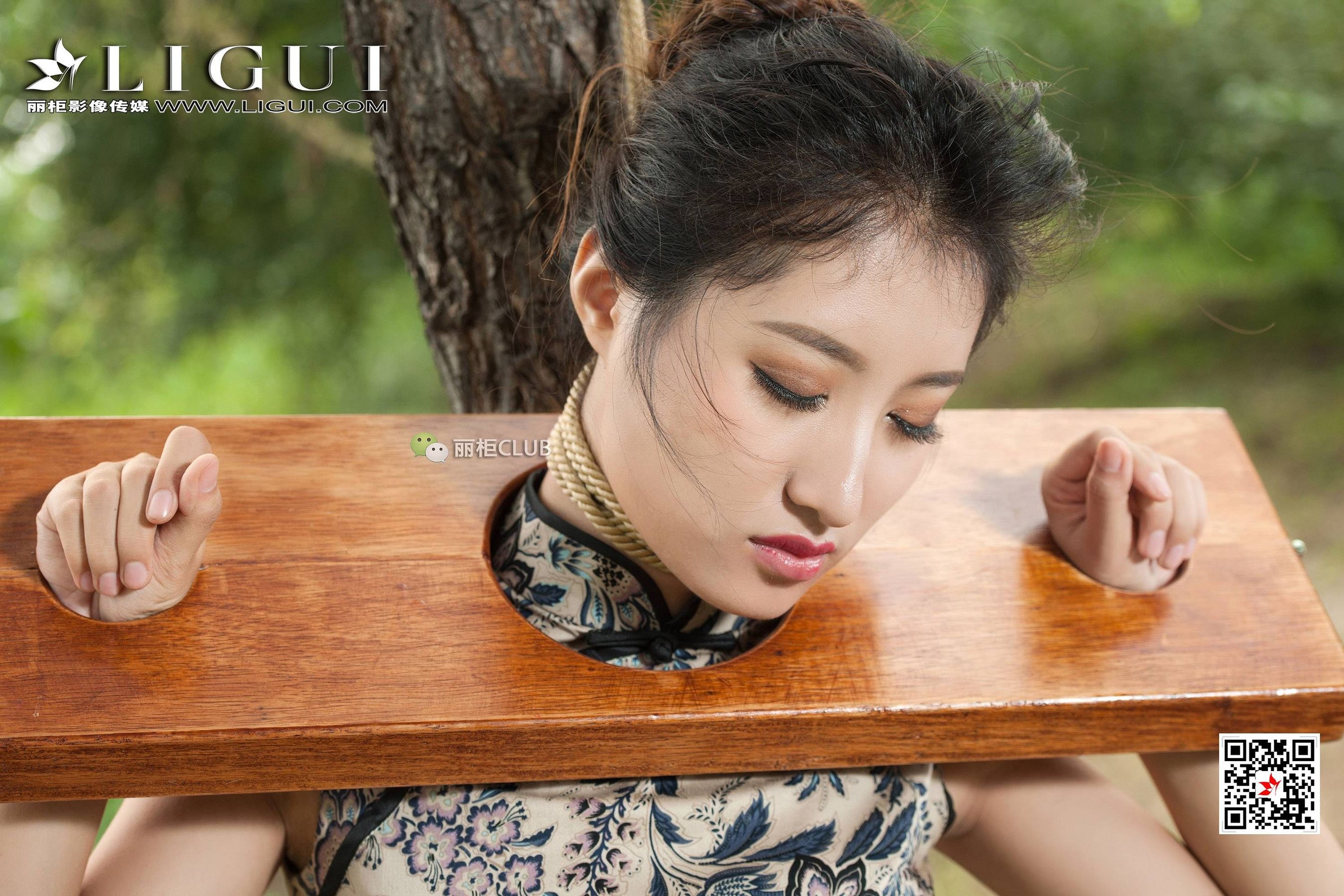 腿模思彤《旗袍美束镣铐人体》 [丽柜LIGUI] 网络丽人