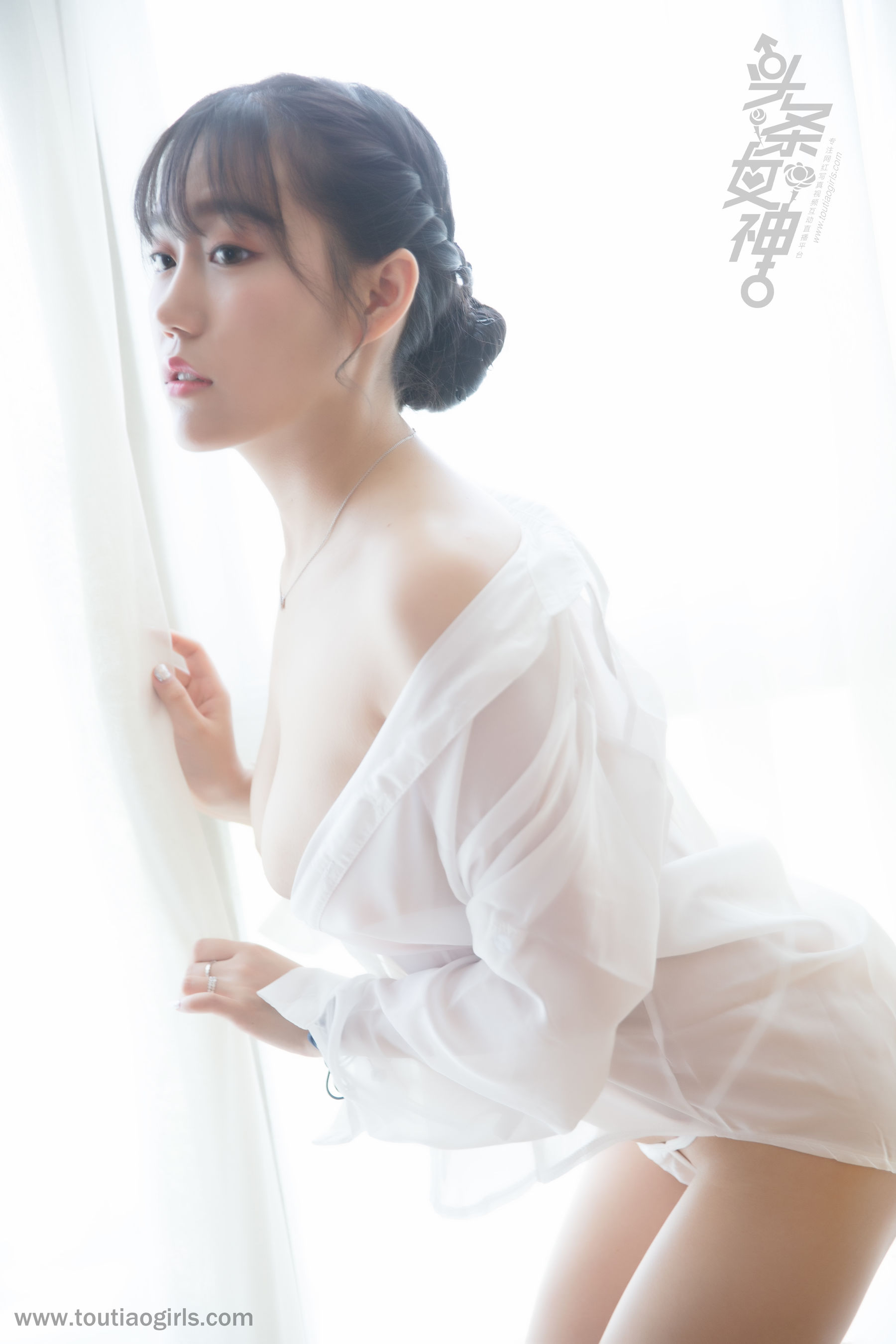 陈亦菲《卿本佳人》完整版 [头条女神Toutiaogirls]