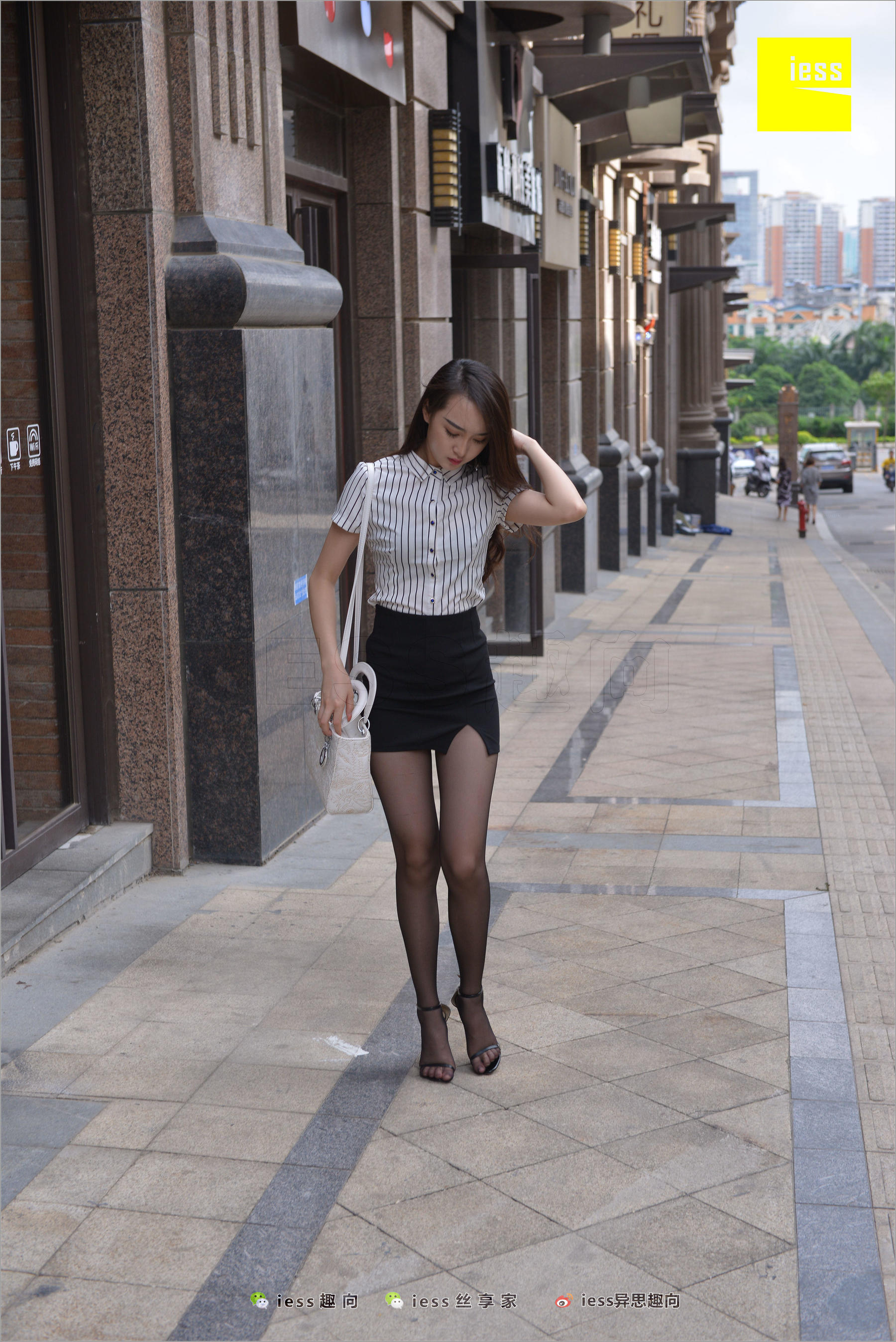 云芝《跟踪云芝》 [异思趣向IESS] 丝足便当237