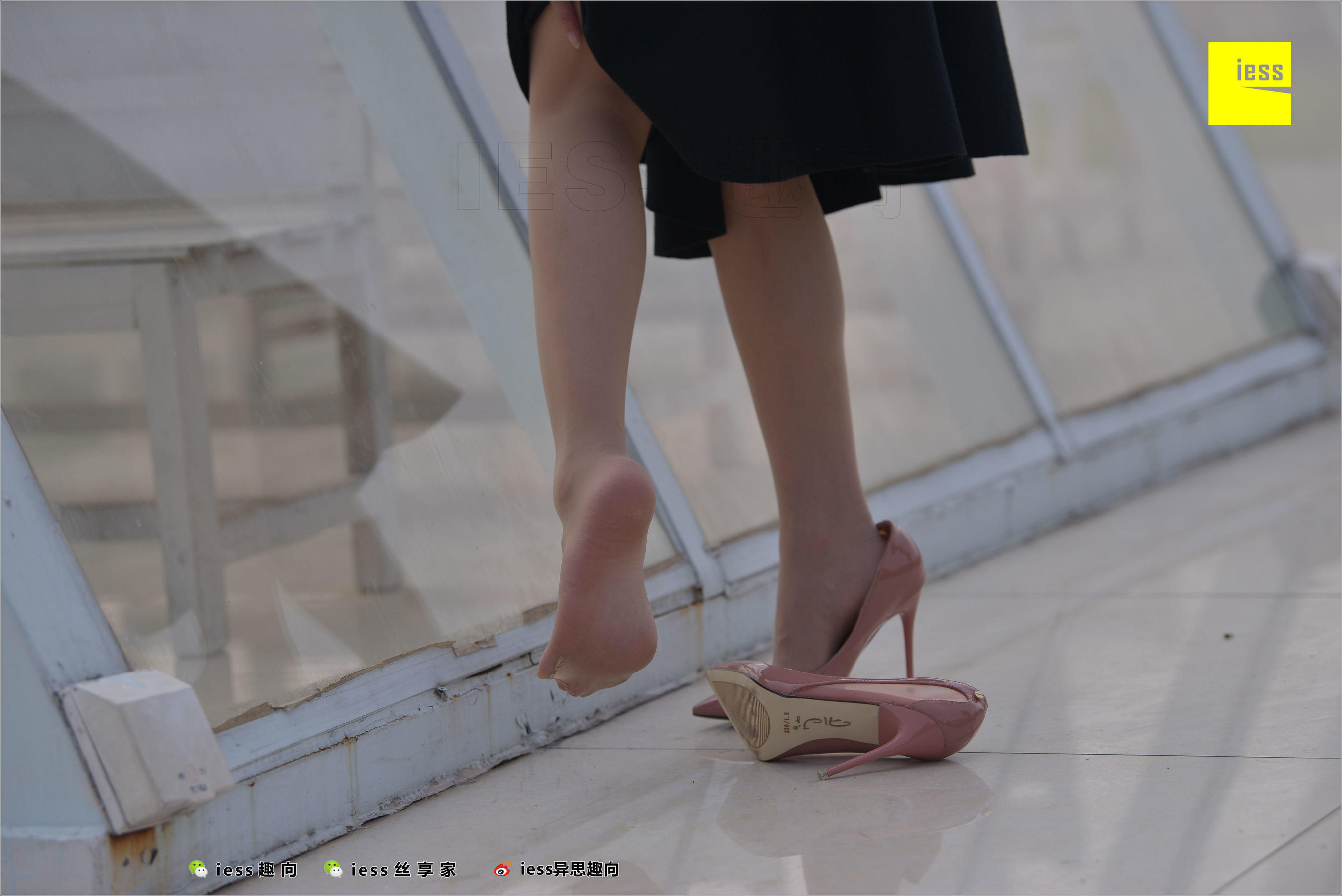 秋秋《肉丝圆舞曲》 [异思趣向IESS] 丝足便当239
