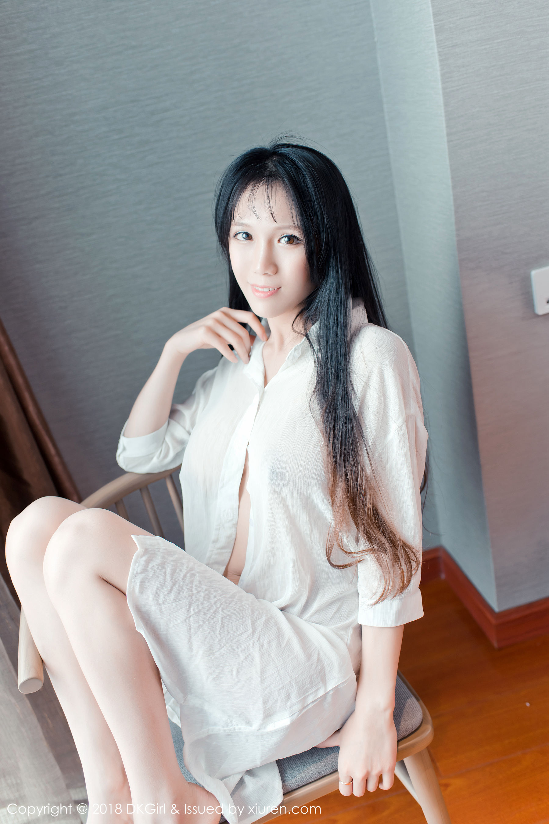 李可可《童颜巨乳，F乳真空演绎》 [御女郎DKGirl] Vol.070