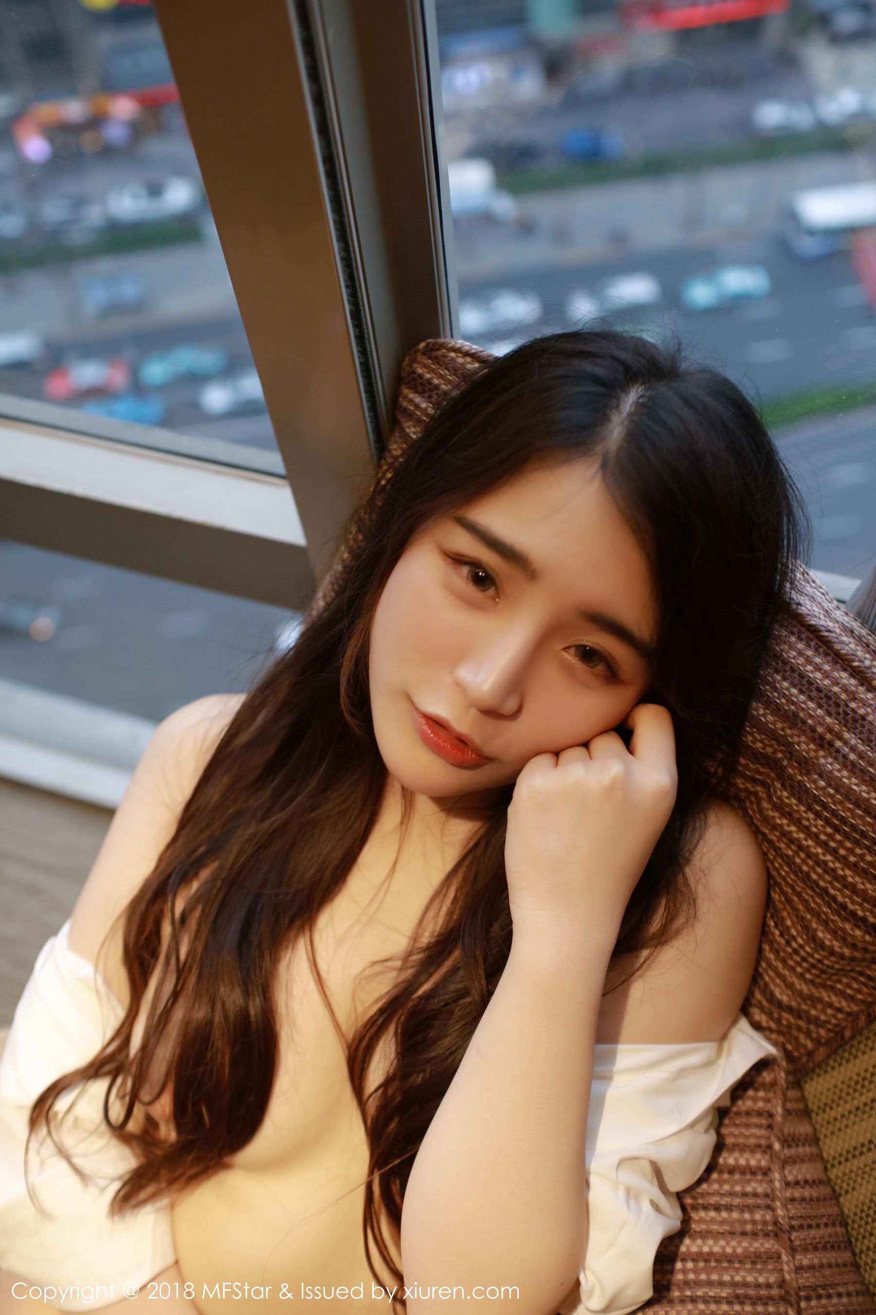 模特@宅兔兔《难以抗拒的妩媚》 [模范学院MFStar] Vol.123