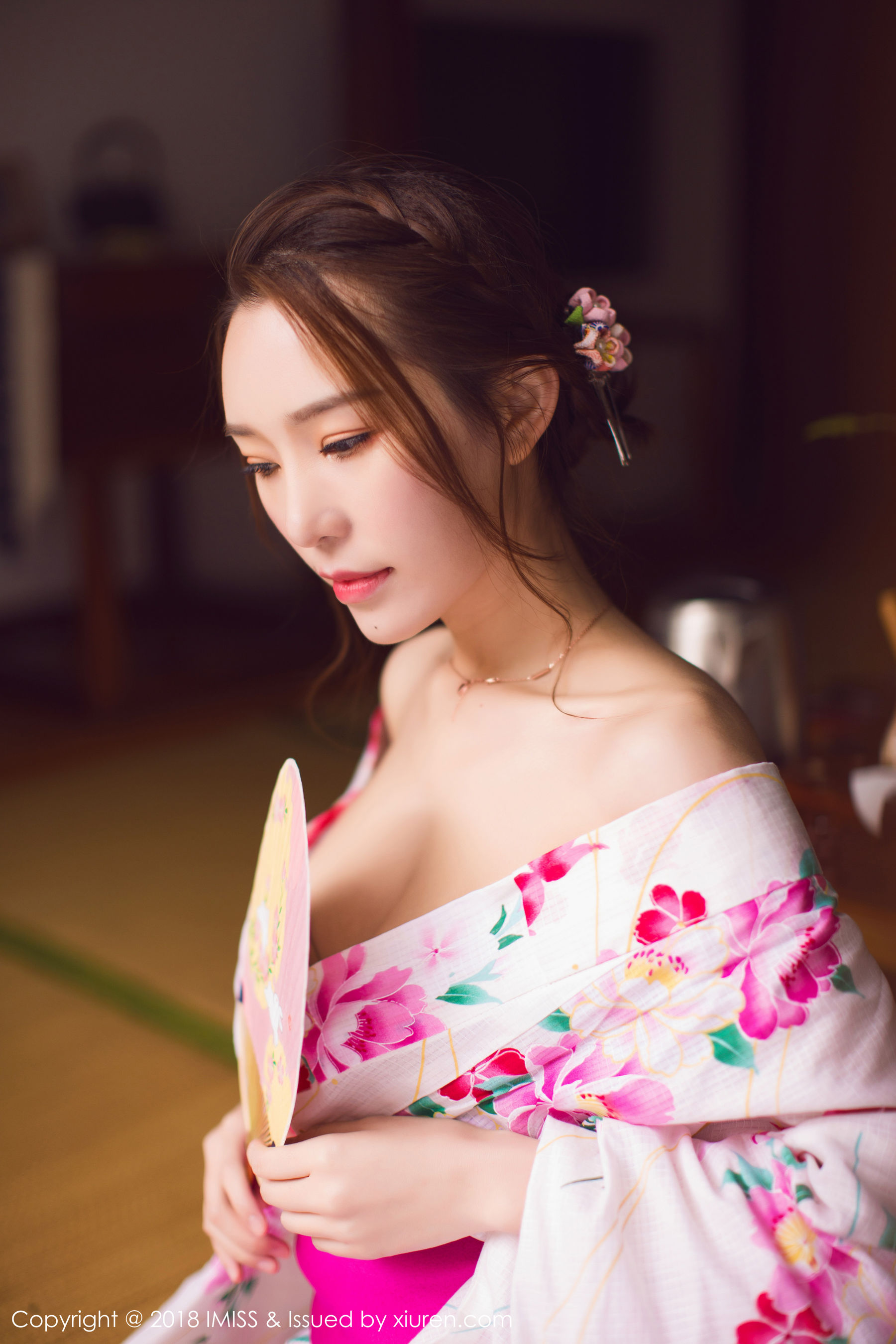 新人模特katrina《首套写真》 [爱蜜社IMiss] Vol.252
