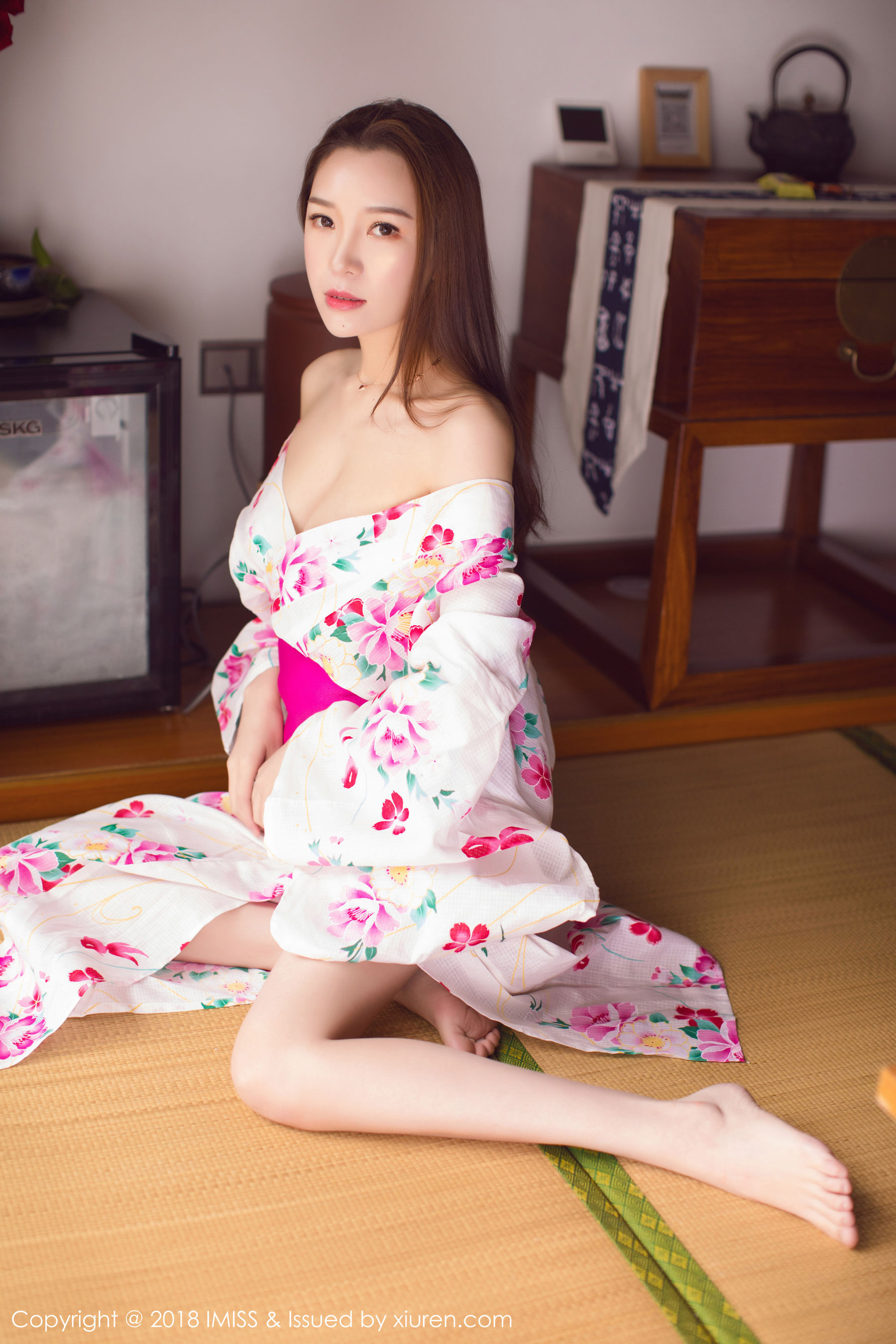 新人模特katrina《首套写真》 [爱蜜社IMiss] Vol.252