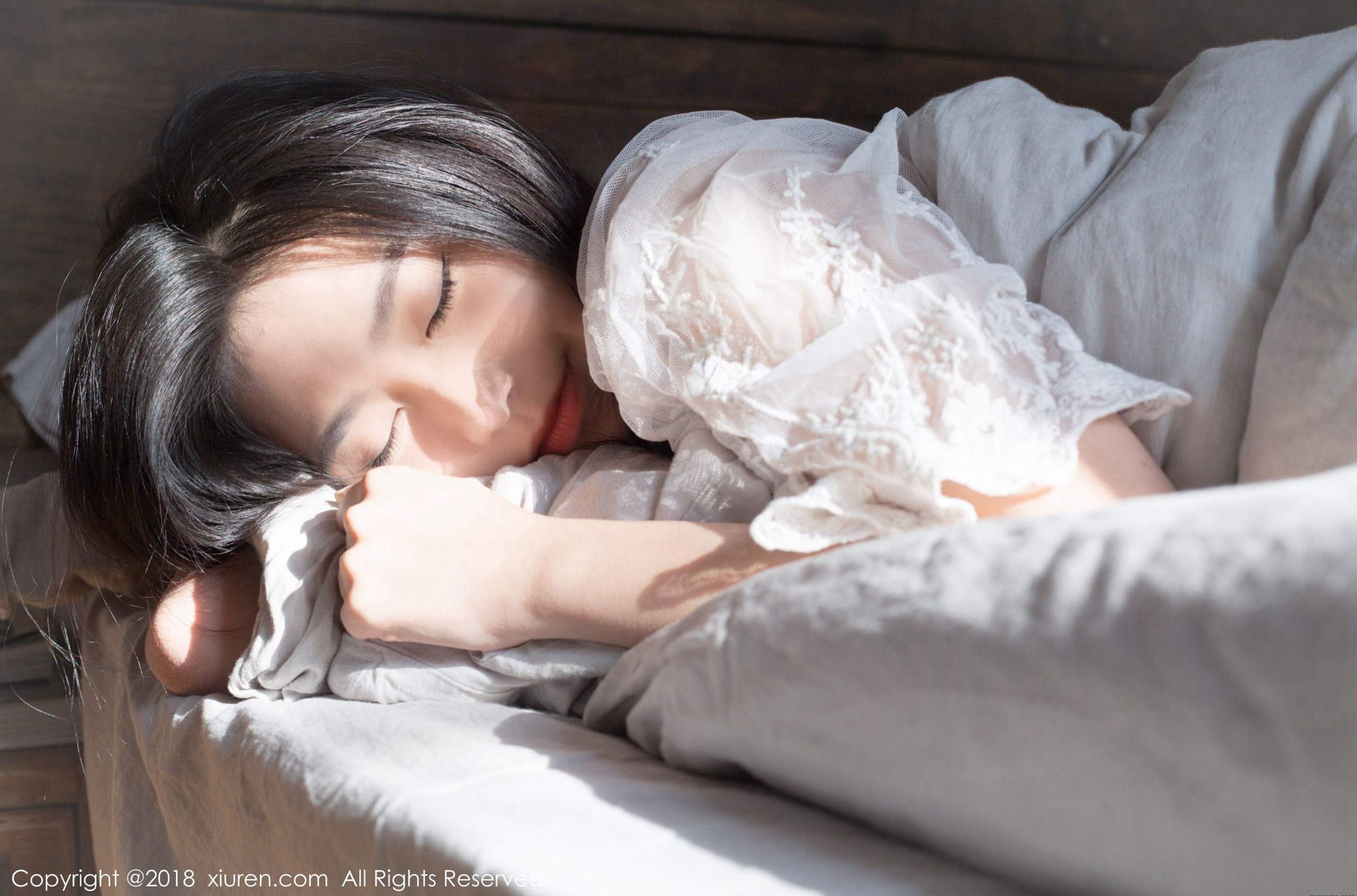 许诺Sabrina《早安女友系列》 [秀人XIUREN] No.1024