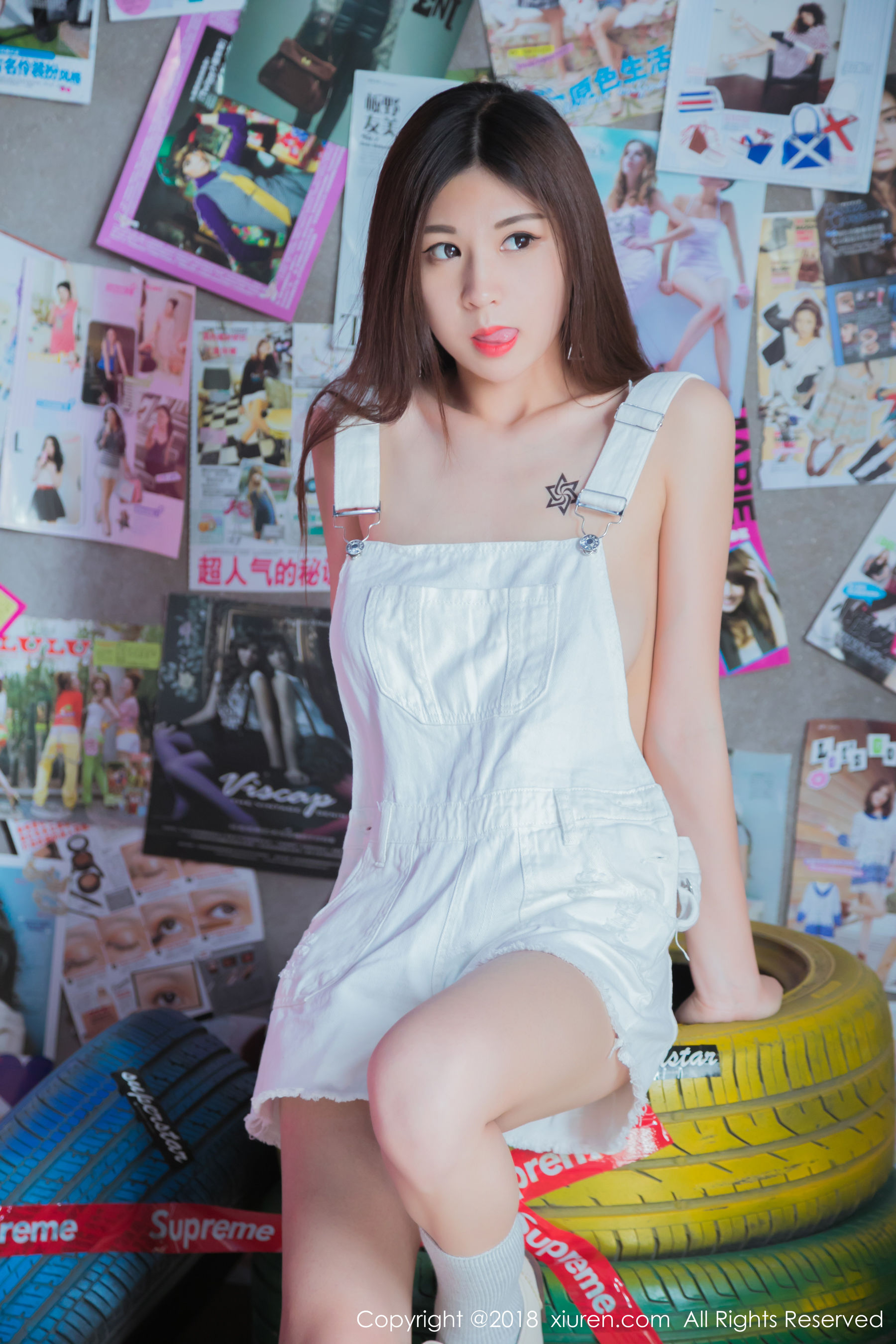 模特点点lily《童颜巨乳软妹子》 [秀人XIUREN] No.1032