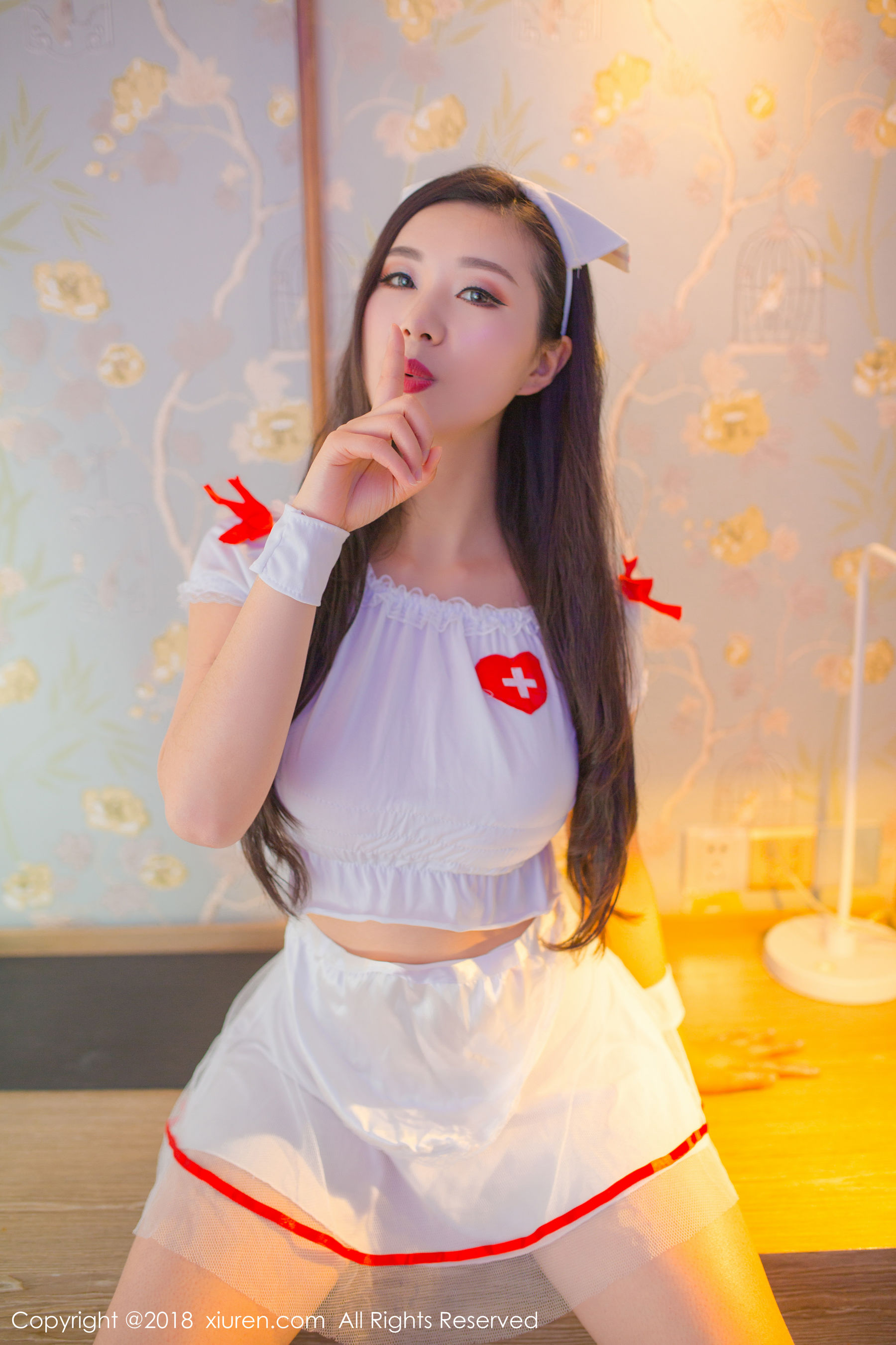 宋-KiKi《护士制服》 [秀人XIUREN] No.1052