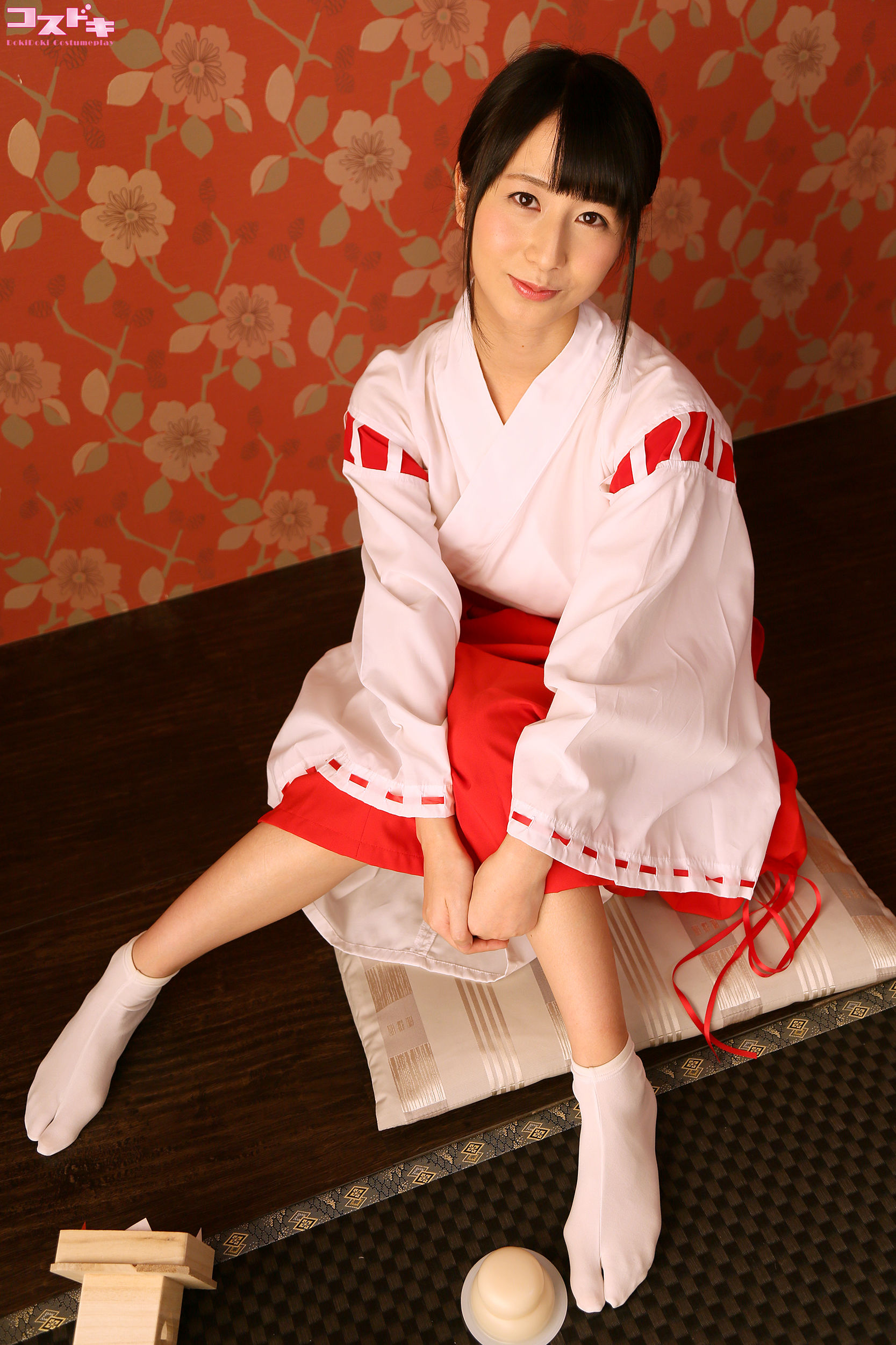 [Cosdoki] Sora Izumi 泉水蒼空 - izumisora_pic_miko1