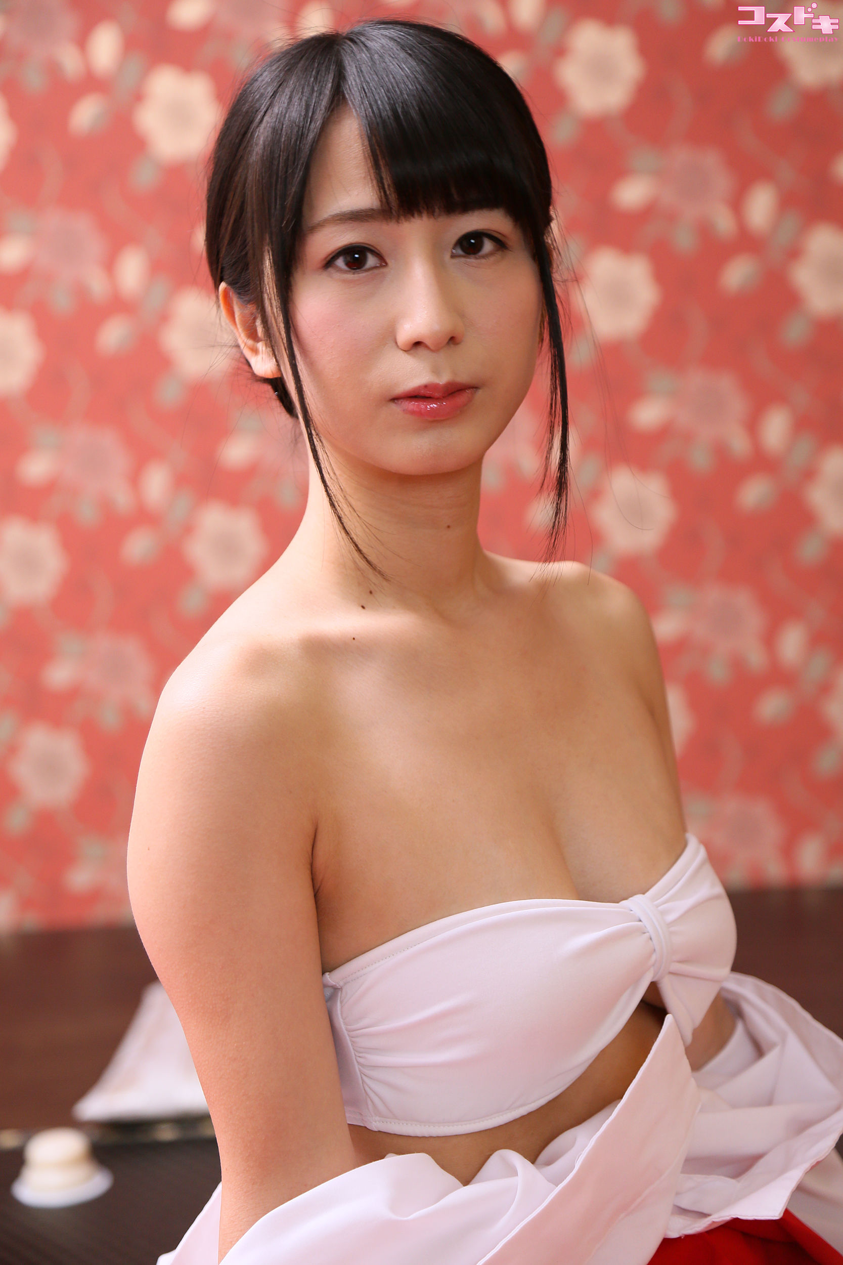 [Cosdoki] Sora Izumi 泉水蒼空 - izumisora_pic_miko1