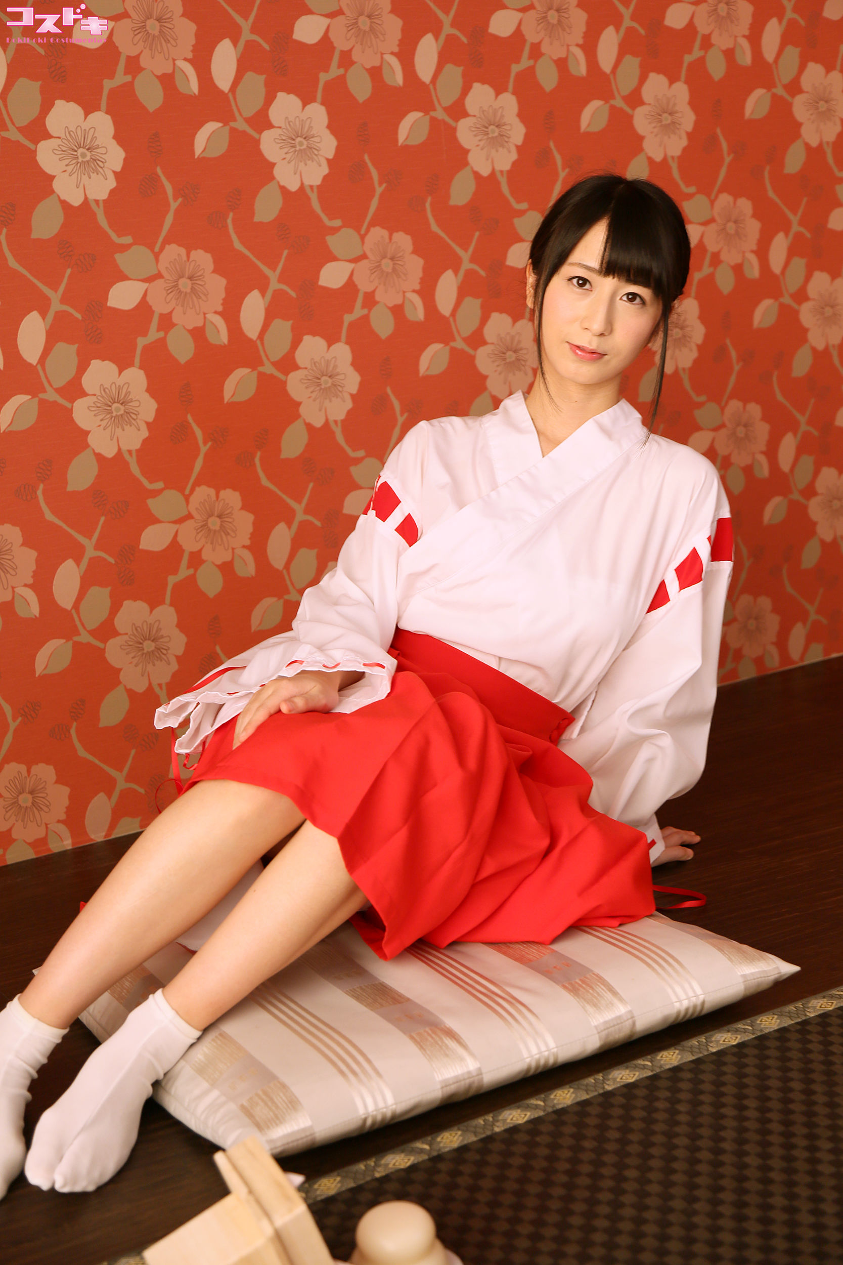 [Cosdoki] Sora Izumi 泉水蒼空 - izumisora_pic_miko1