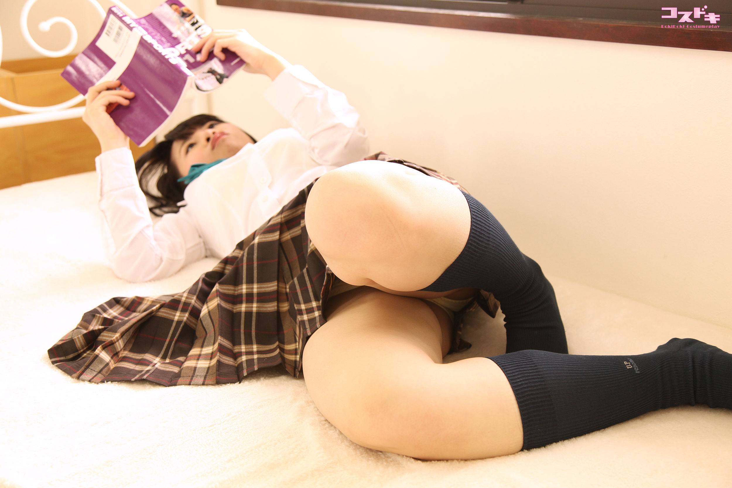 [Cosdoki] Yurina Aizawa 相澤ゆりな aizawayurina_pic_seifuku1