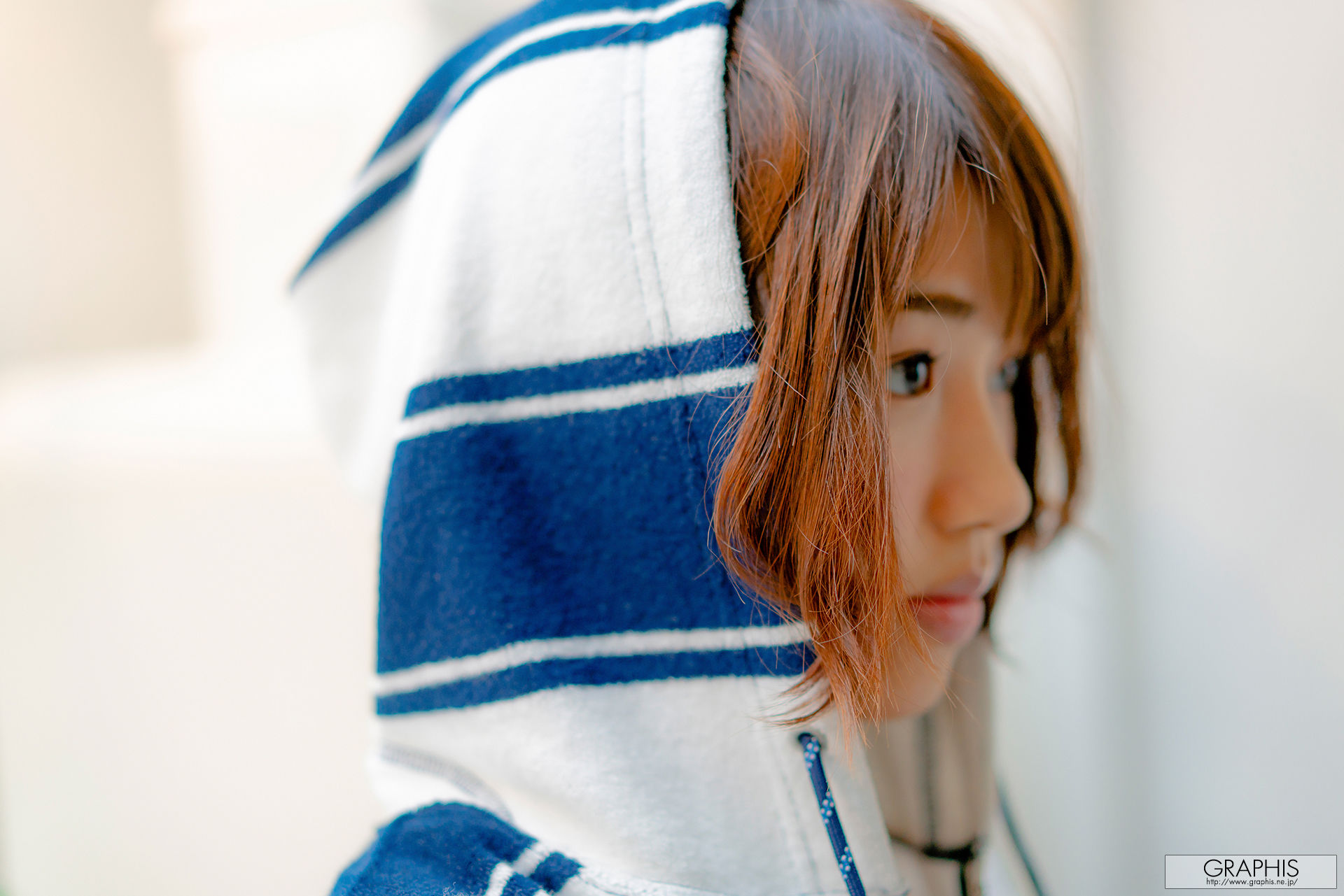 [Graphis] First Gravure 初脱ぎ娘 Mahiro Tadai 唯井まひろ