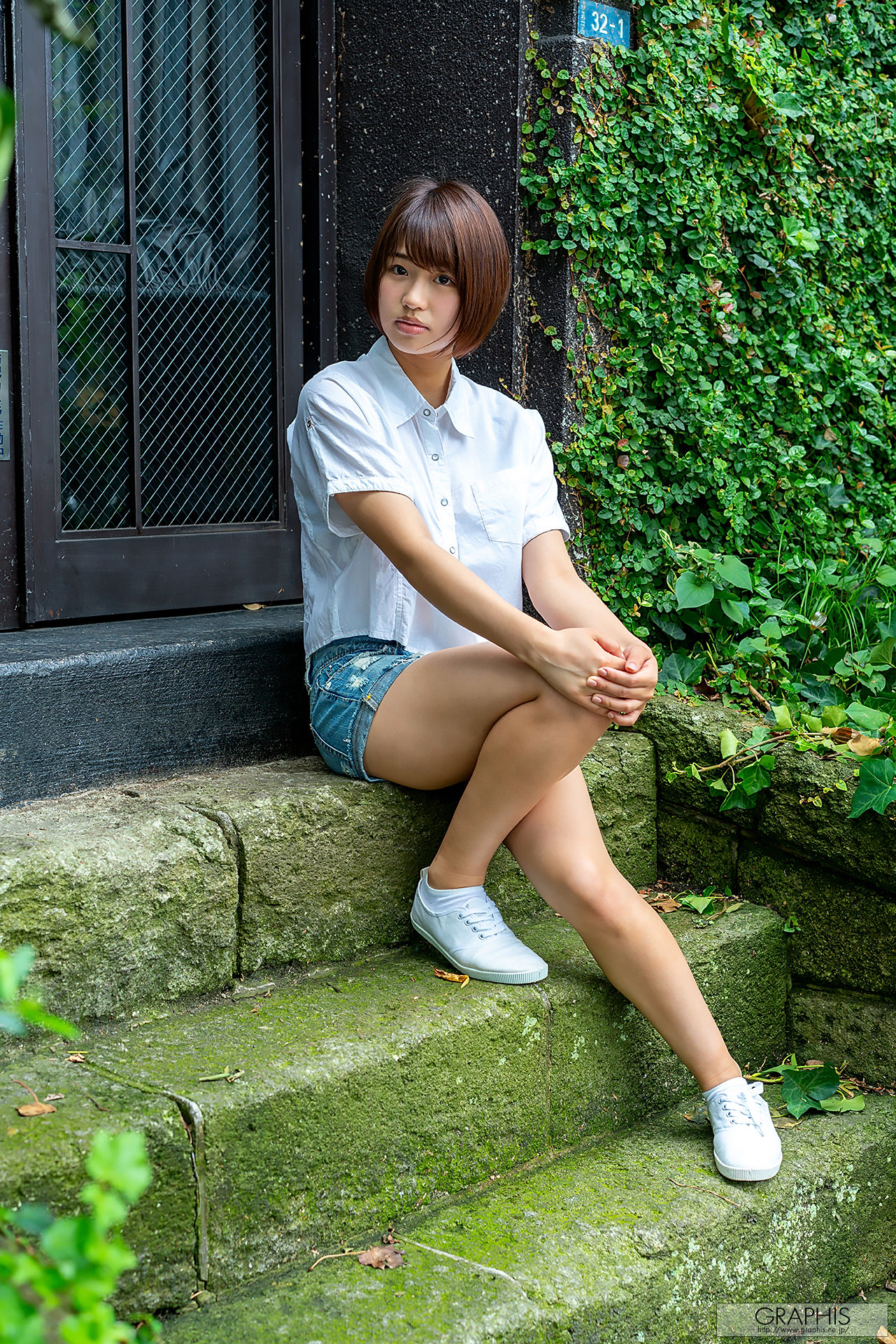 [Graphis] First Gravure 初脱ぎ娘 Mahiro Tadai 唯井まひろ