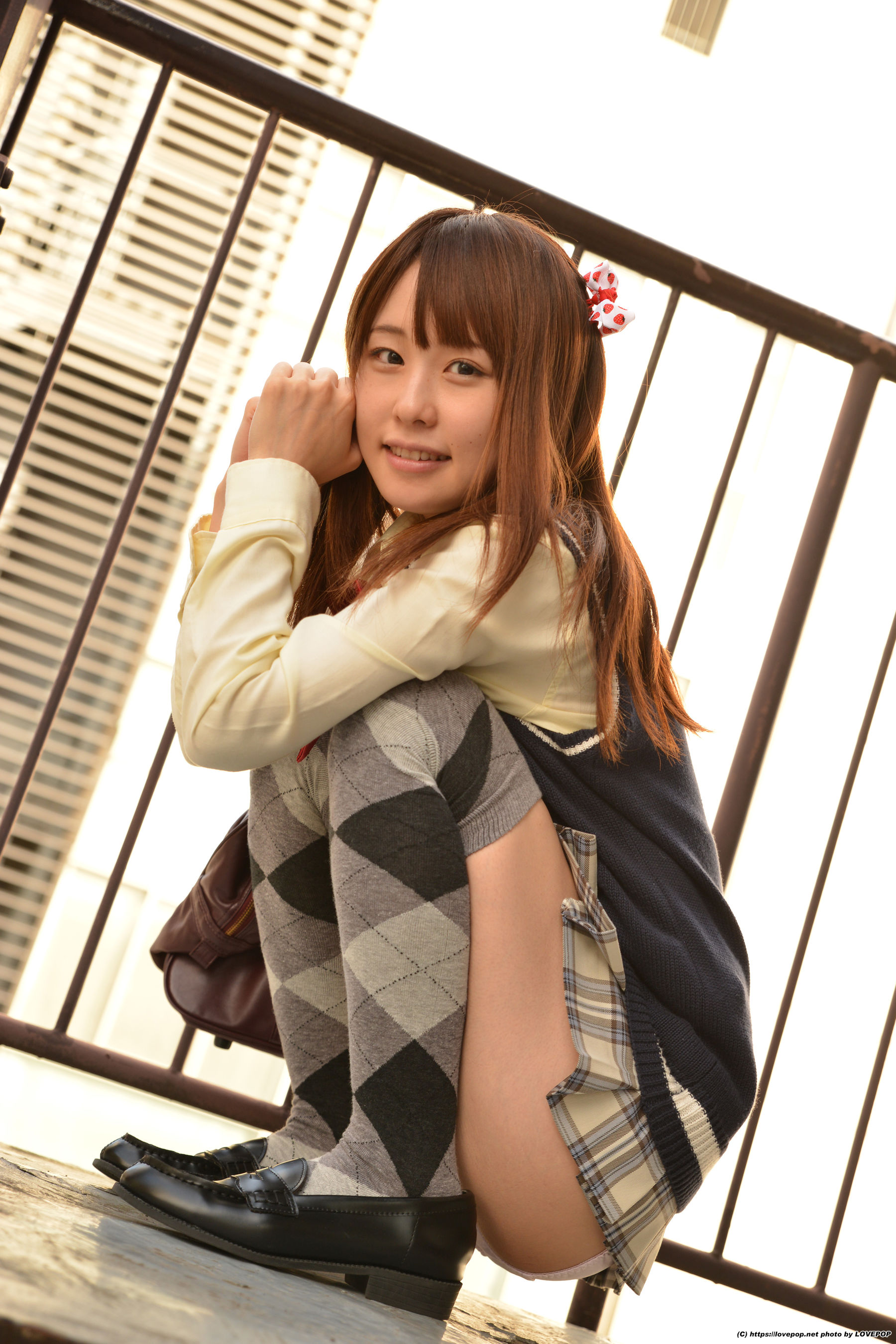 [LOVEPOP] Asami Tsuchiya 土屋あさみ Uniform vest ! - PPV