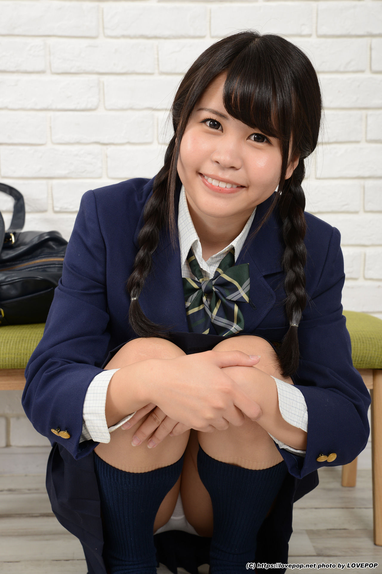 [LOVEPOP] Miri Enomoto 榎本みり Photoset 01