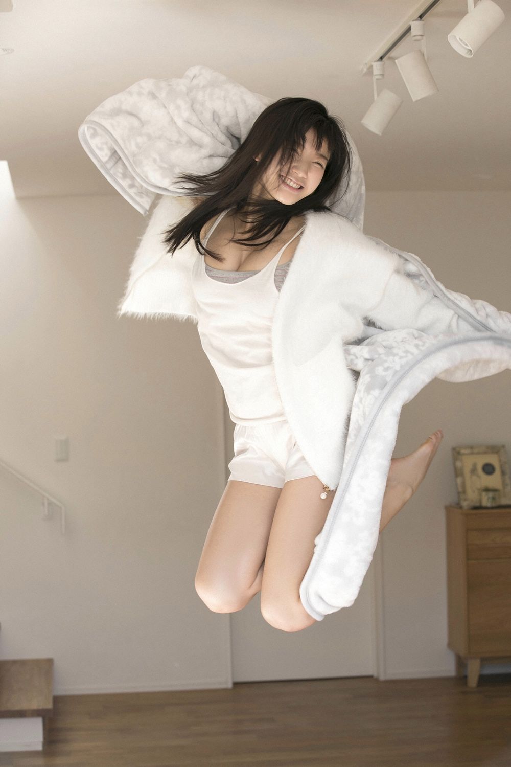 [YS-Web] Vol.811 Yuka Ogura 小倉優香 女神降臨