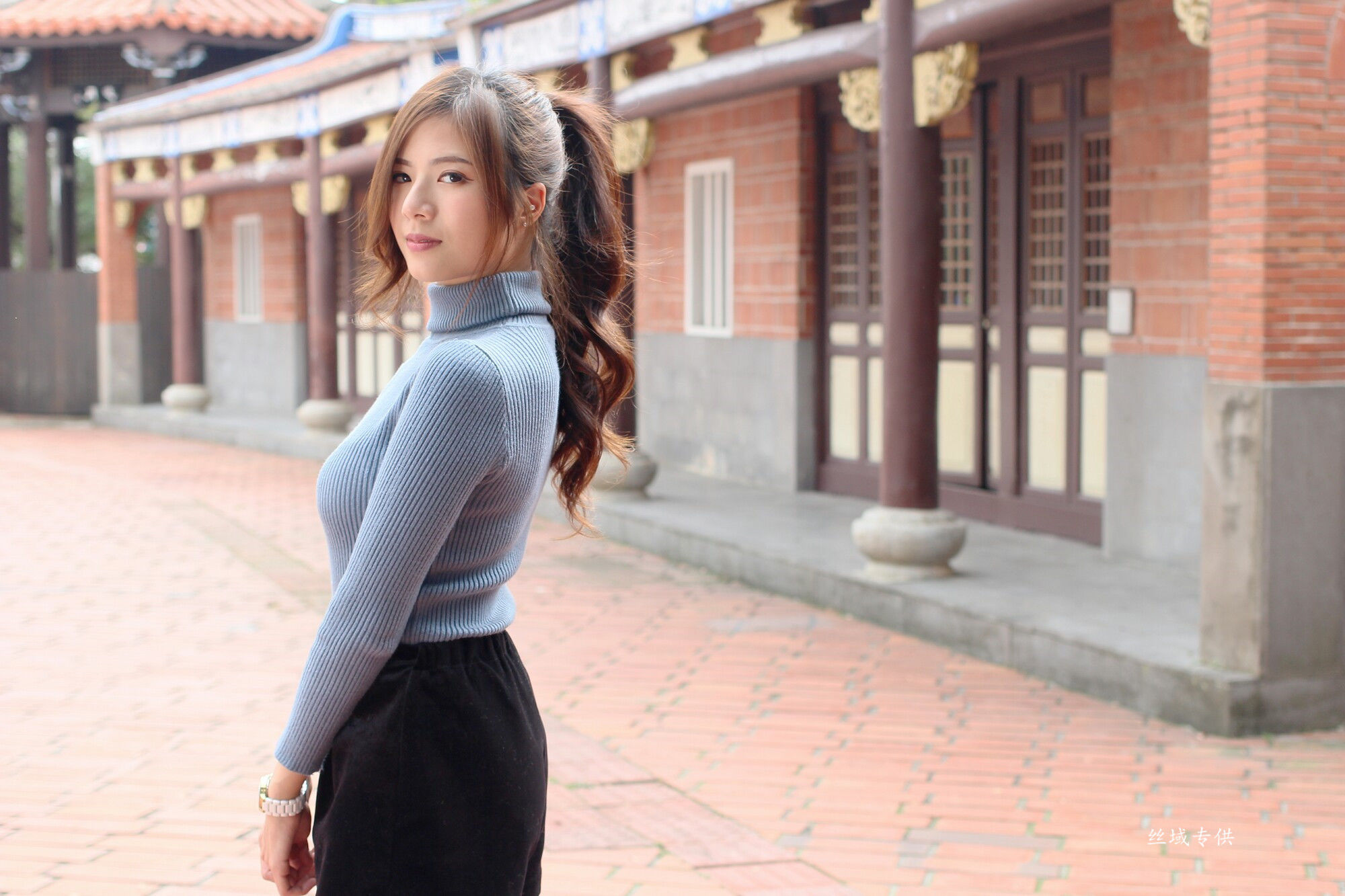 [台湾正妹] 方唯真 花博外拍（三套服裝）