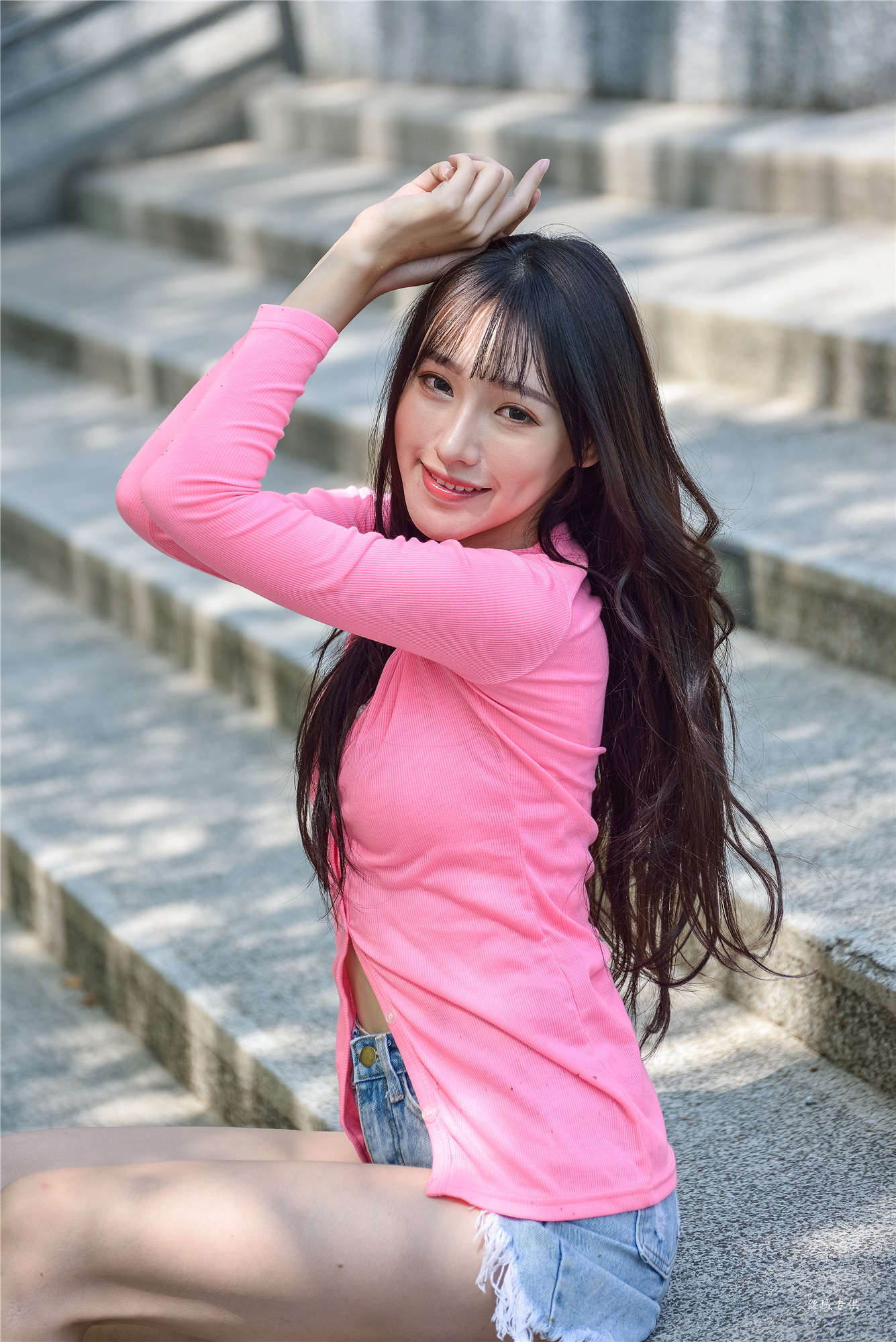 [台湾正妹] 比比 國美.時裝 牛仔街拍