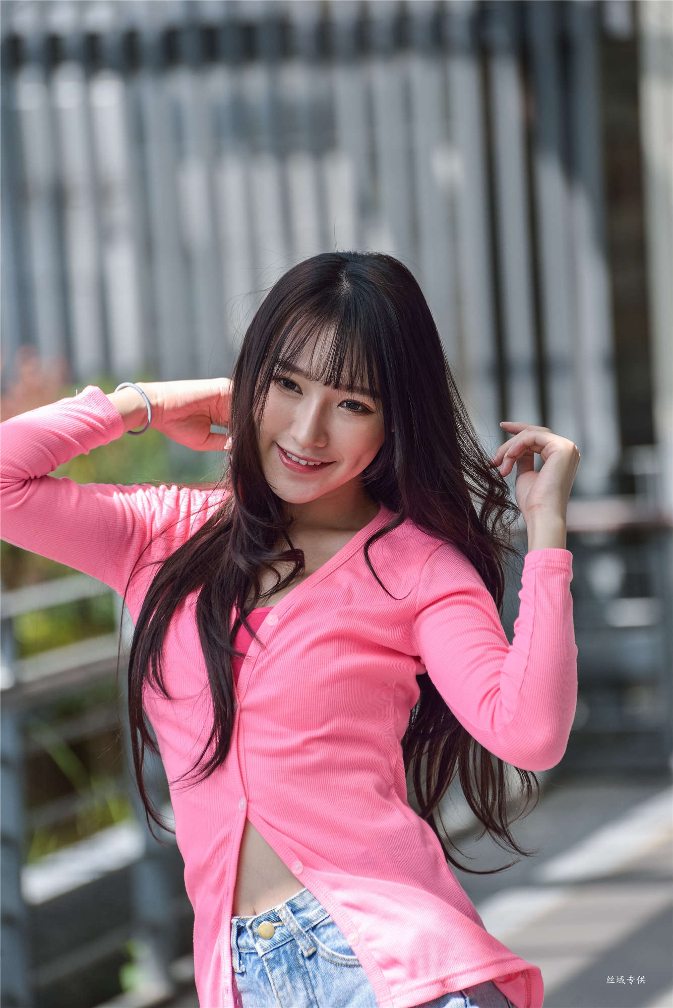 [台湾正妹] 比比 國美.時裝 牛仔街拍