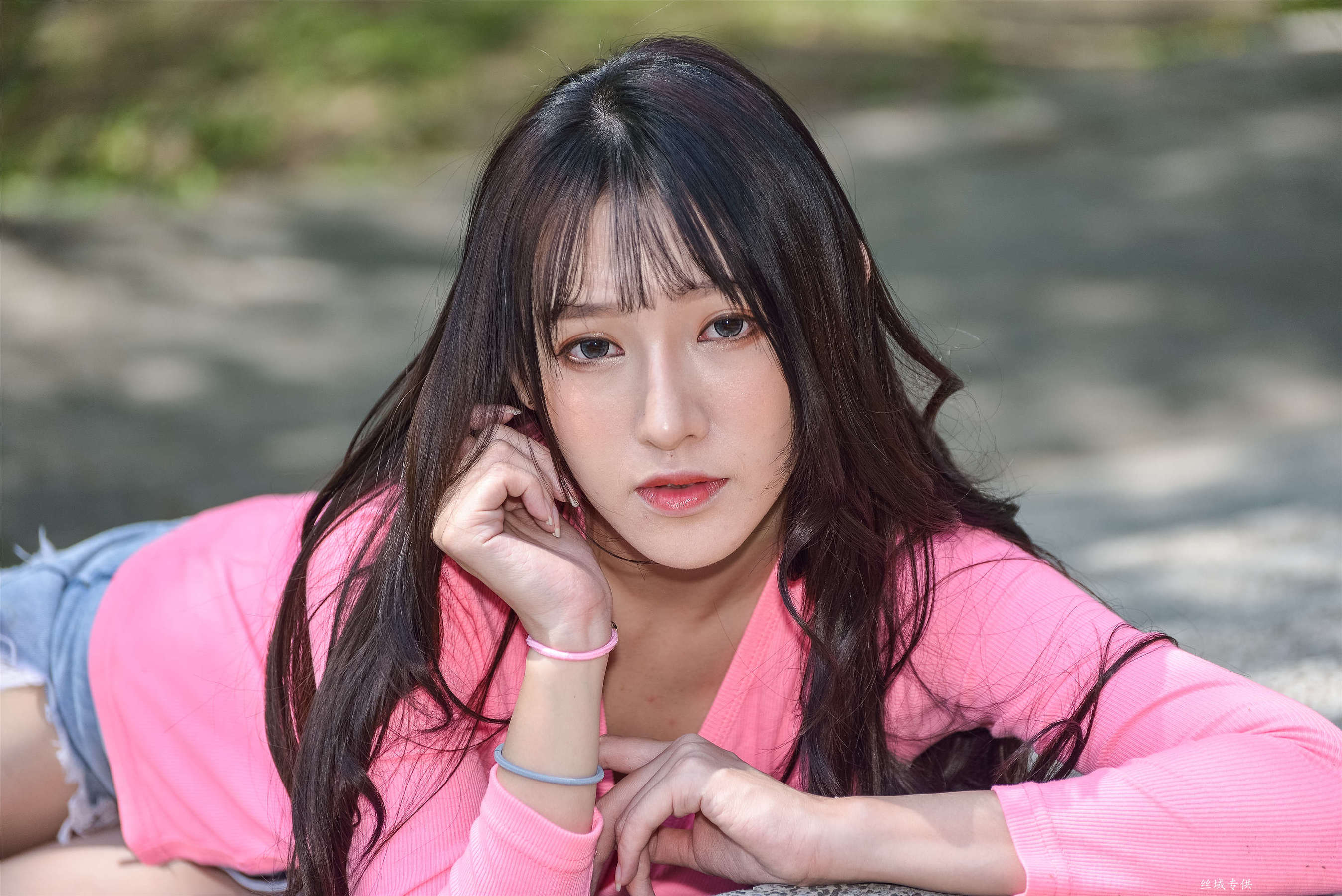[台湾正妹] 比比 國美.時裝 牛仔街拍