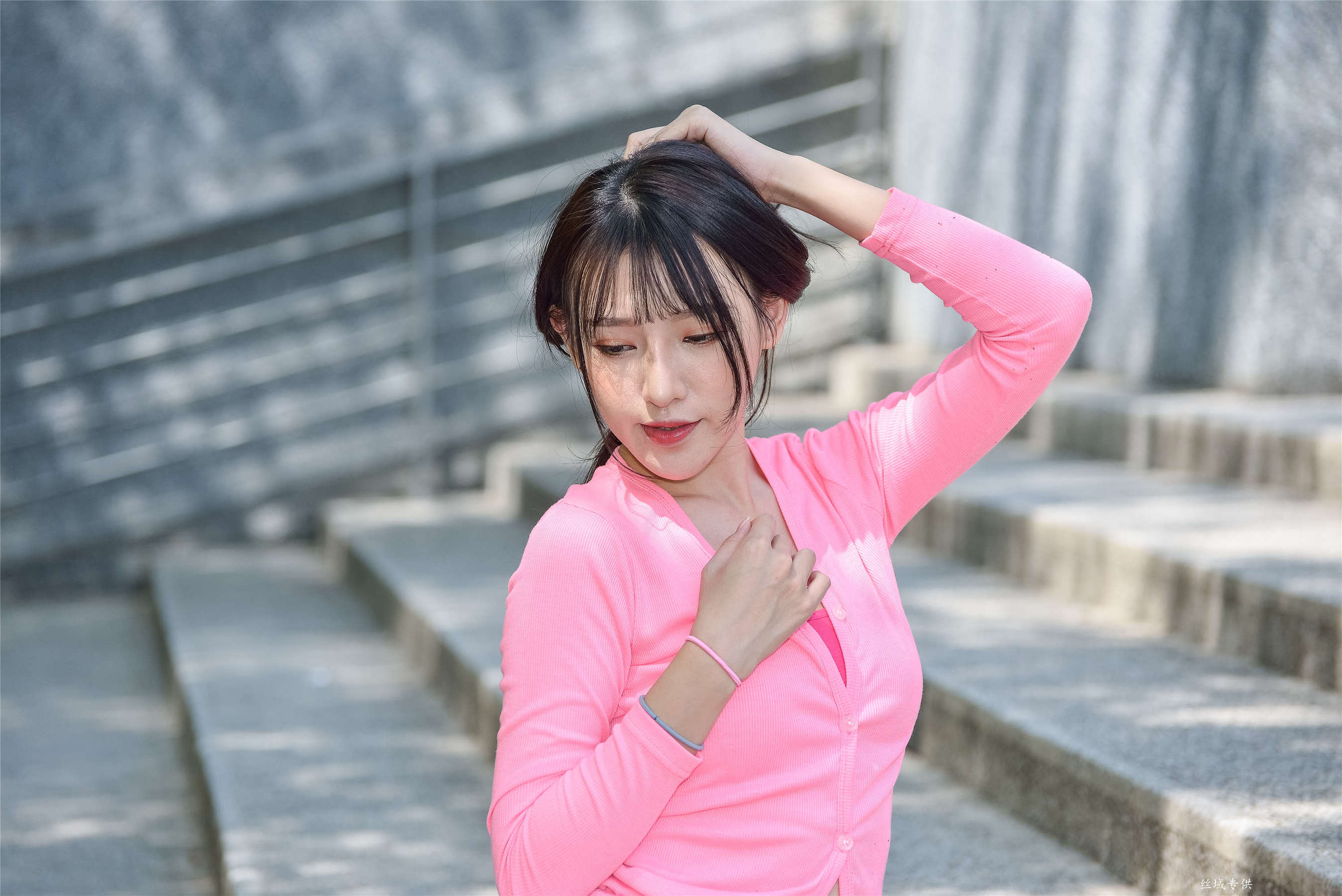 [台湾正妹] 比比 國美.時裝 牛仔街拍