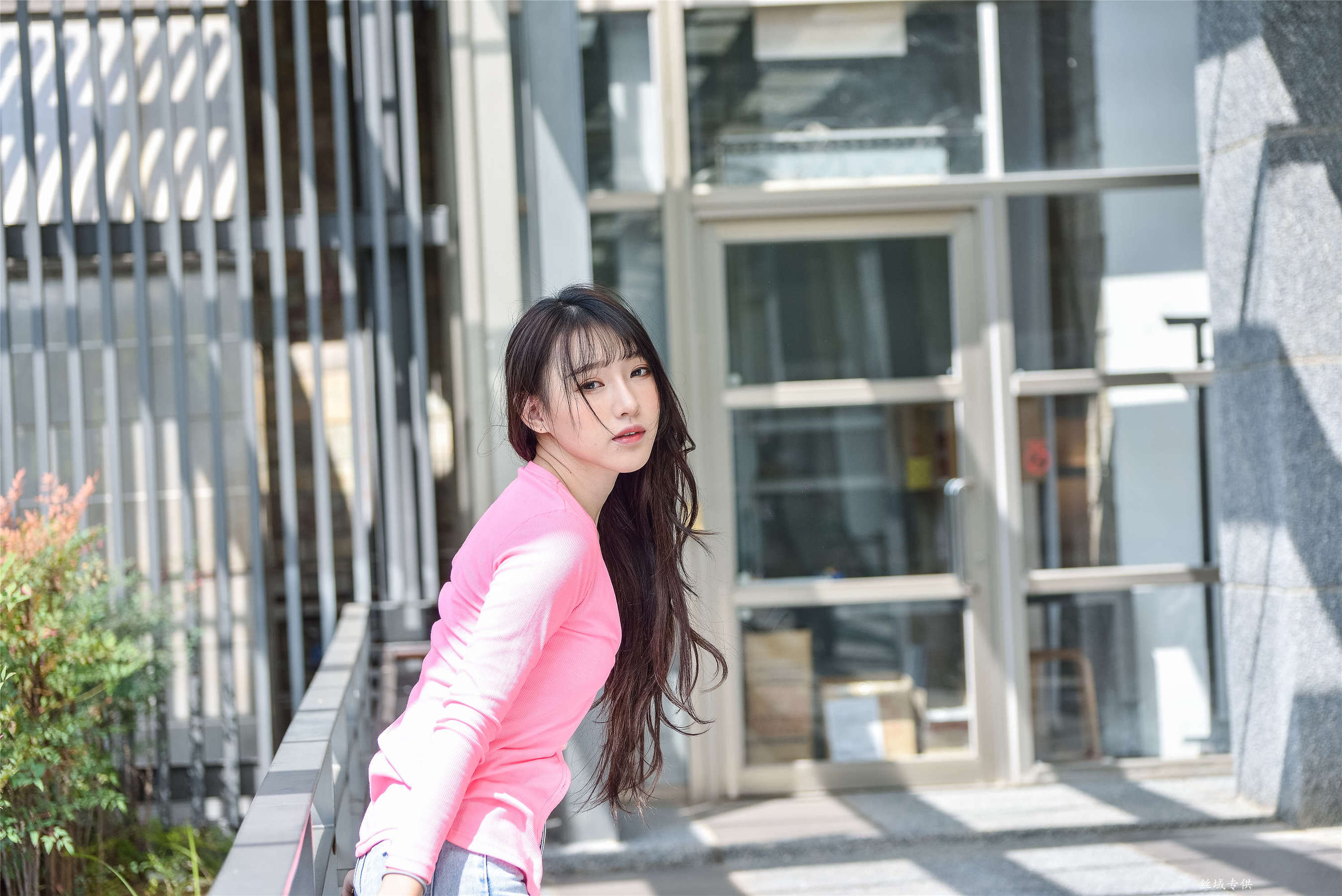 [台湾正妹] 比比 國美.時裝 牛仔街拍