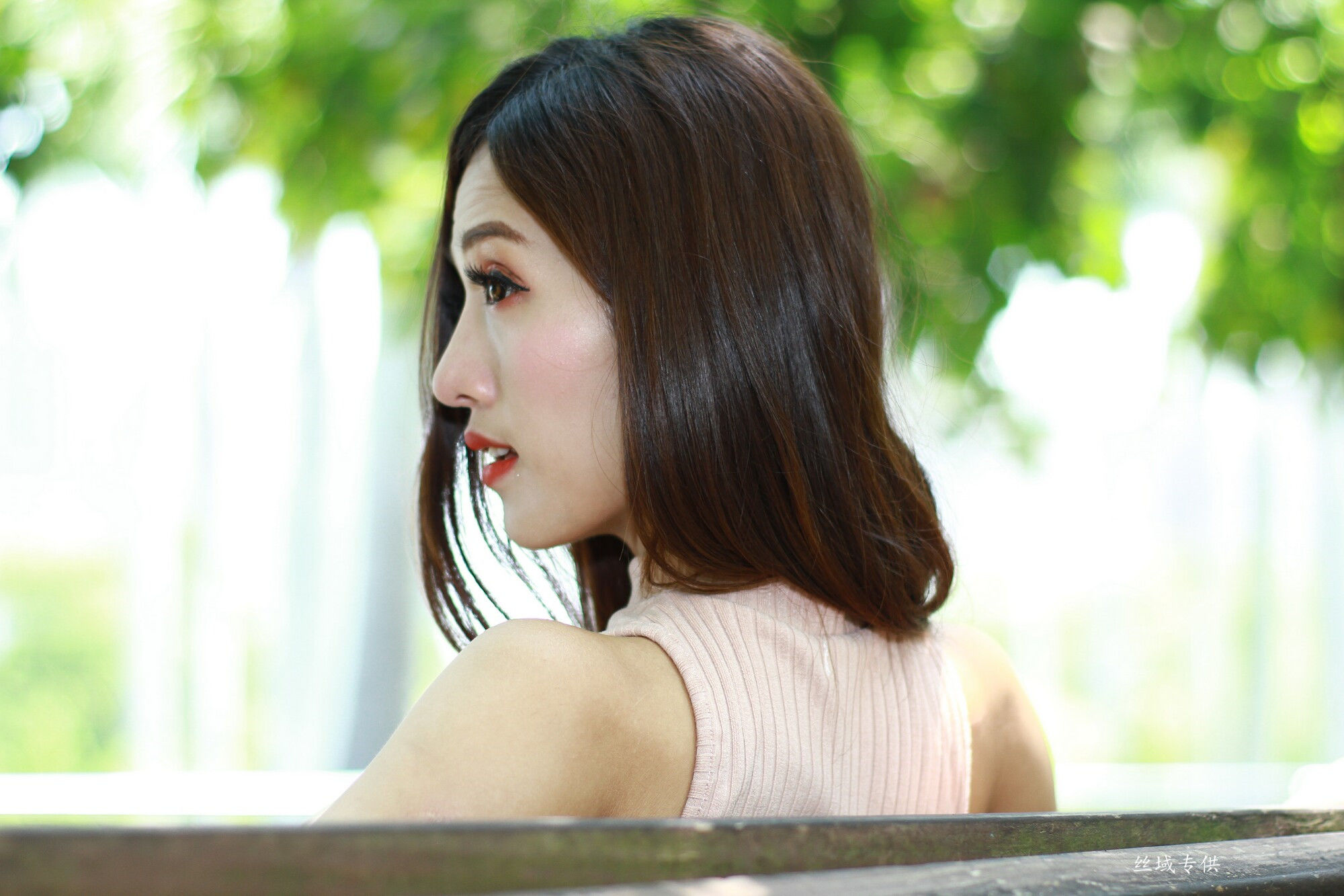 [台湾正妹] Go Go 高雄美術館