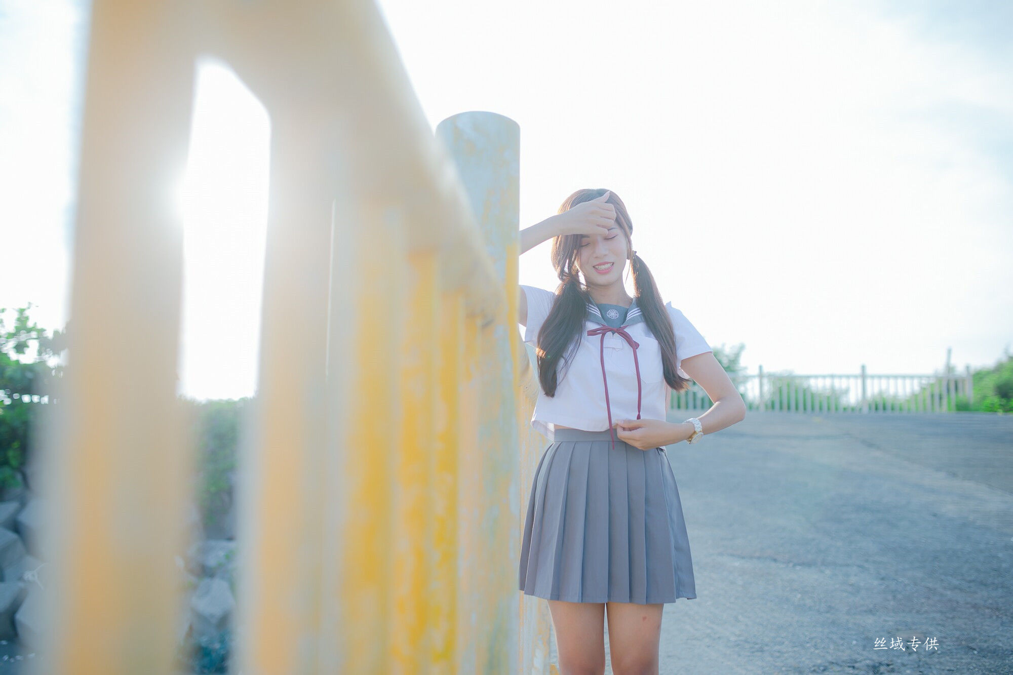 [台湾正妹] 方唯真 制服