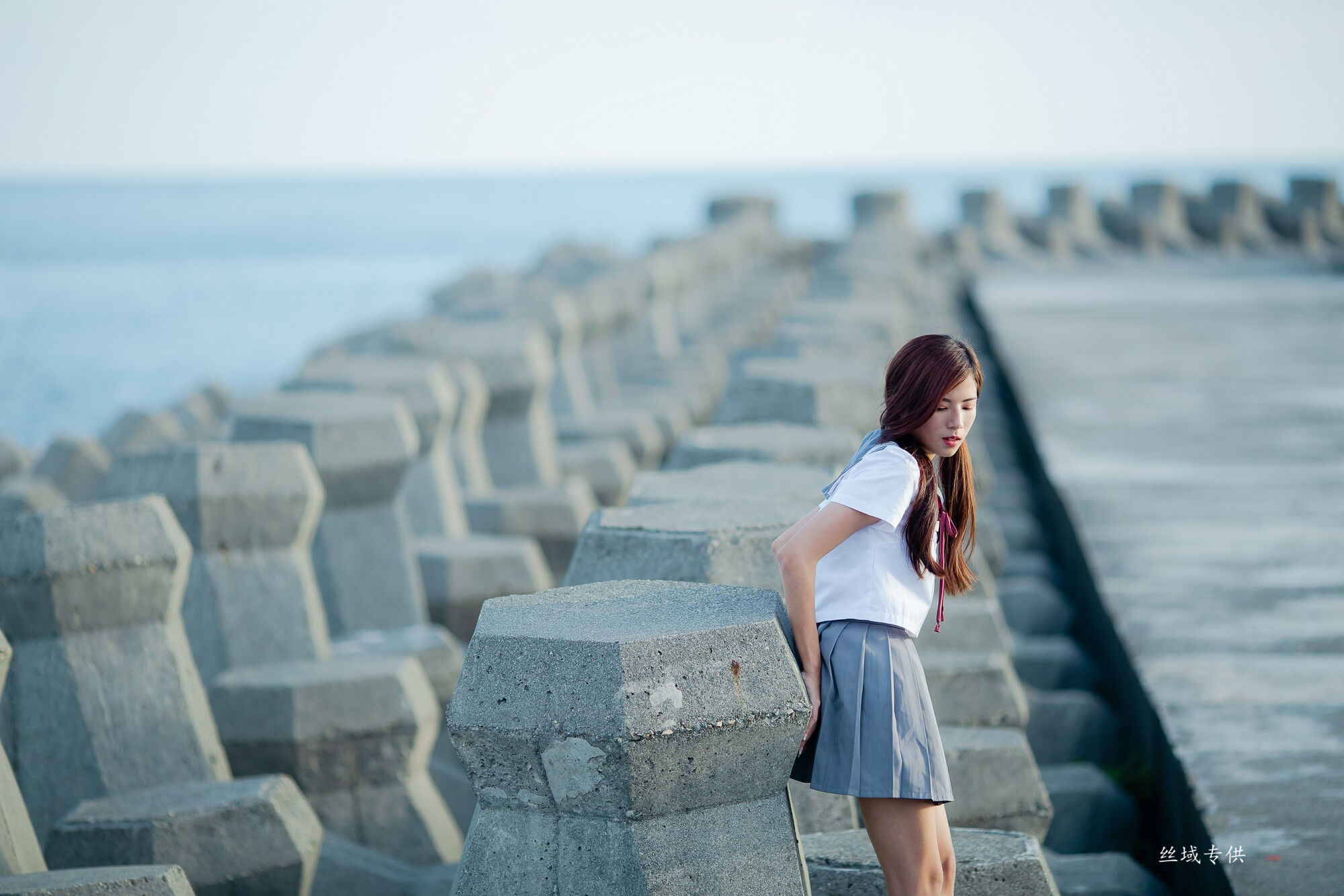 [台湾正妹] 方唯真 制服