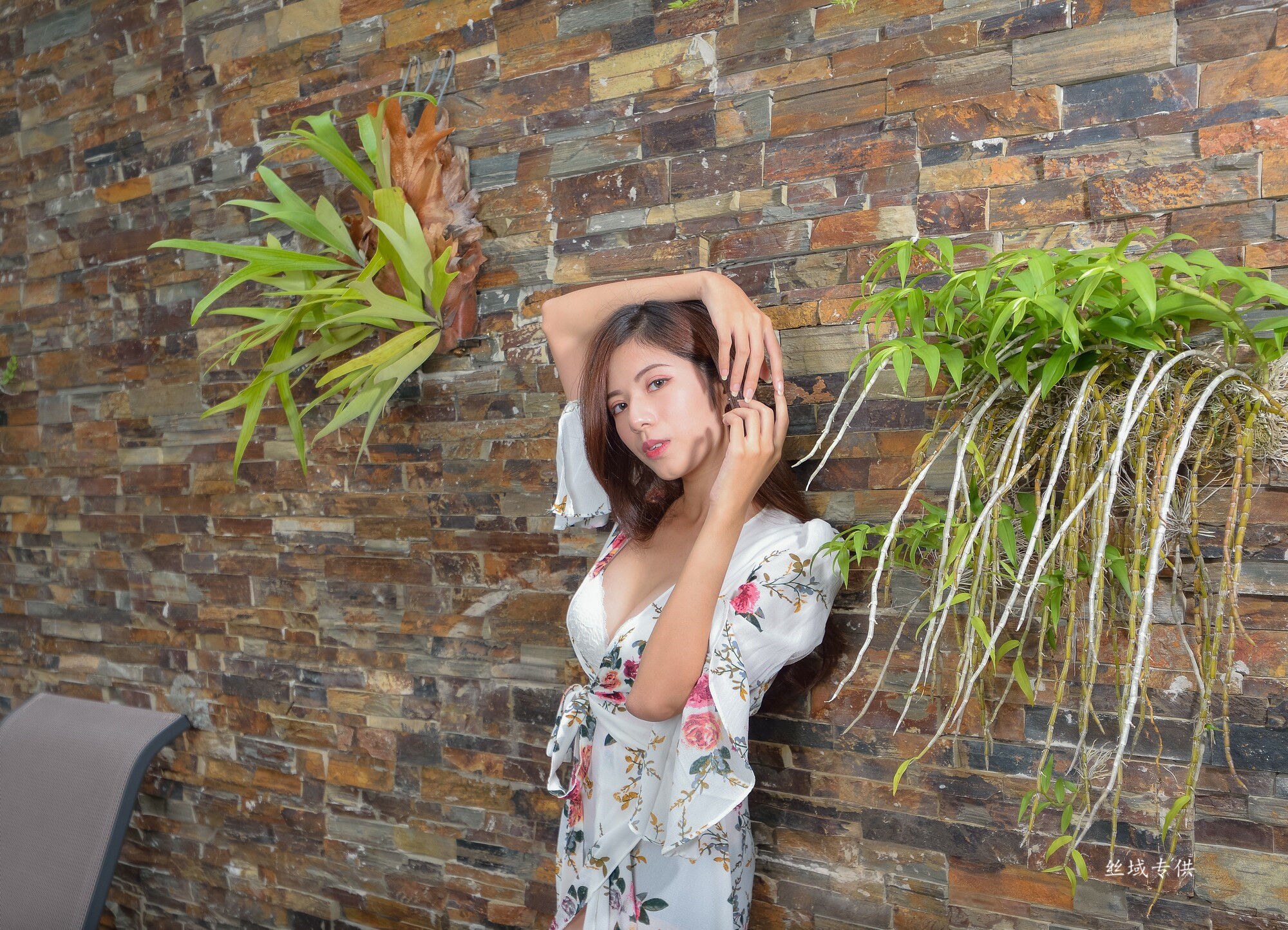 [台湾正妹] 方唯真 芭蕾.性感旅拍 长裙