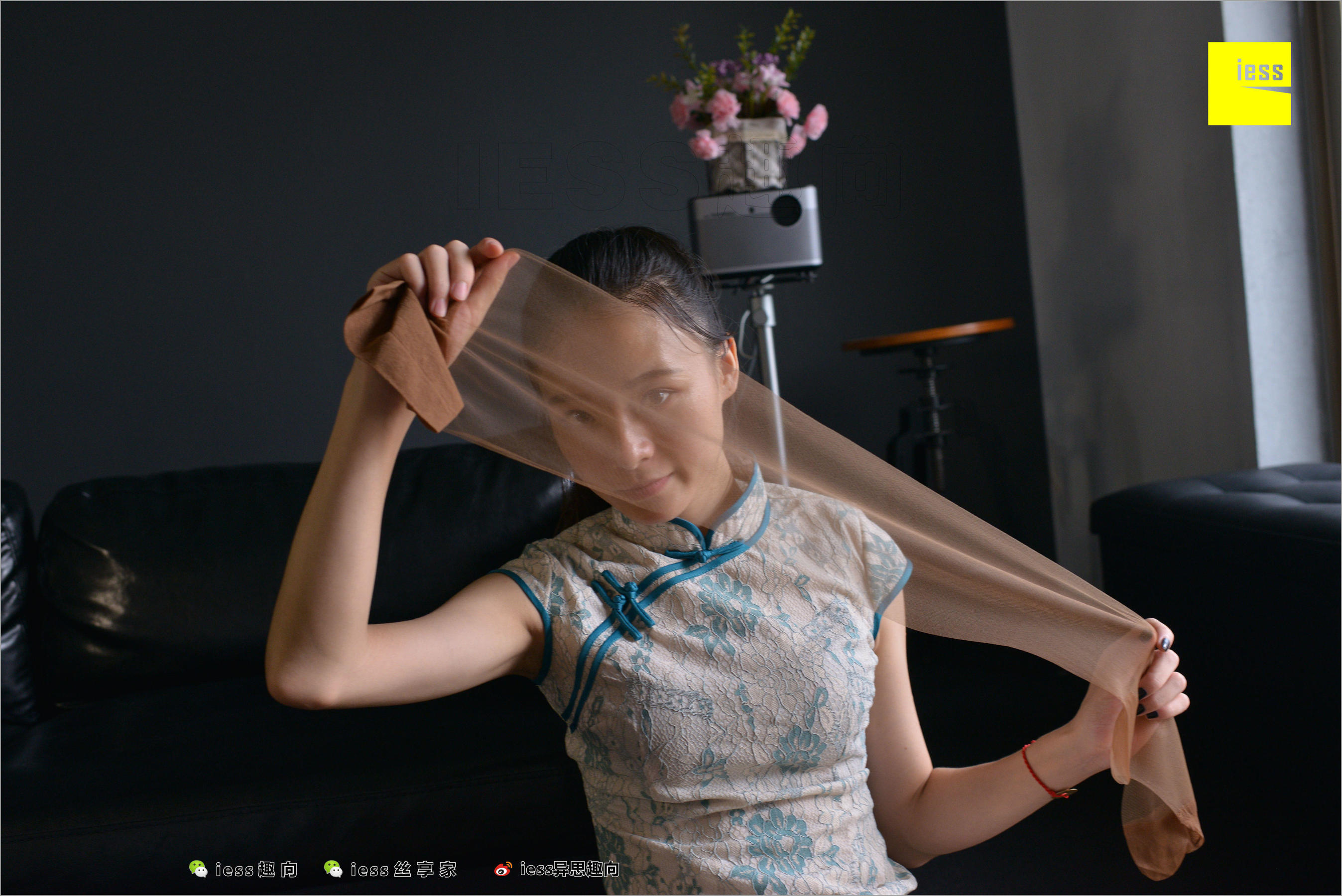 [异思趣向IESS] 丝足便当243 小六 《小六玩丝①》