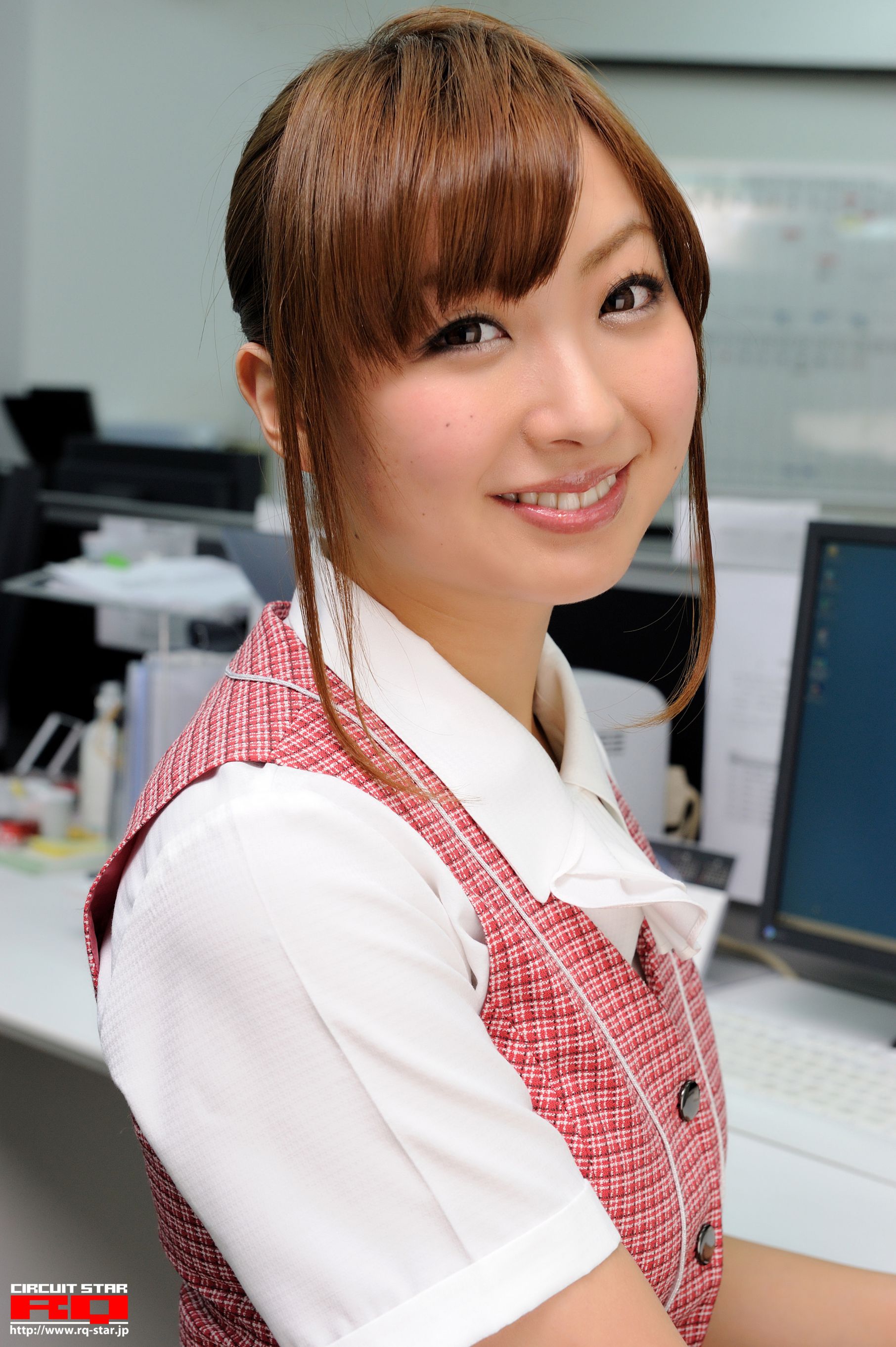 [RQ-STAR] NO.00255 Yuka Tachibana 立花ゆか Office Lady 写真集