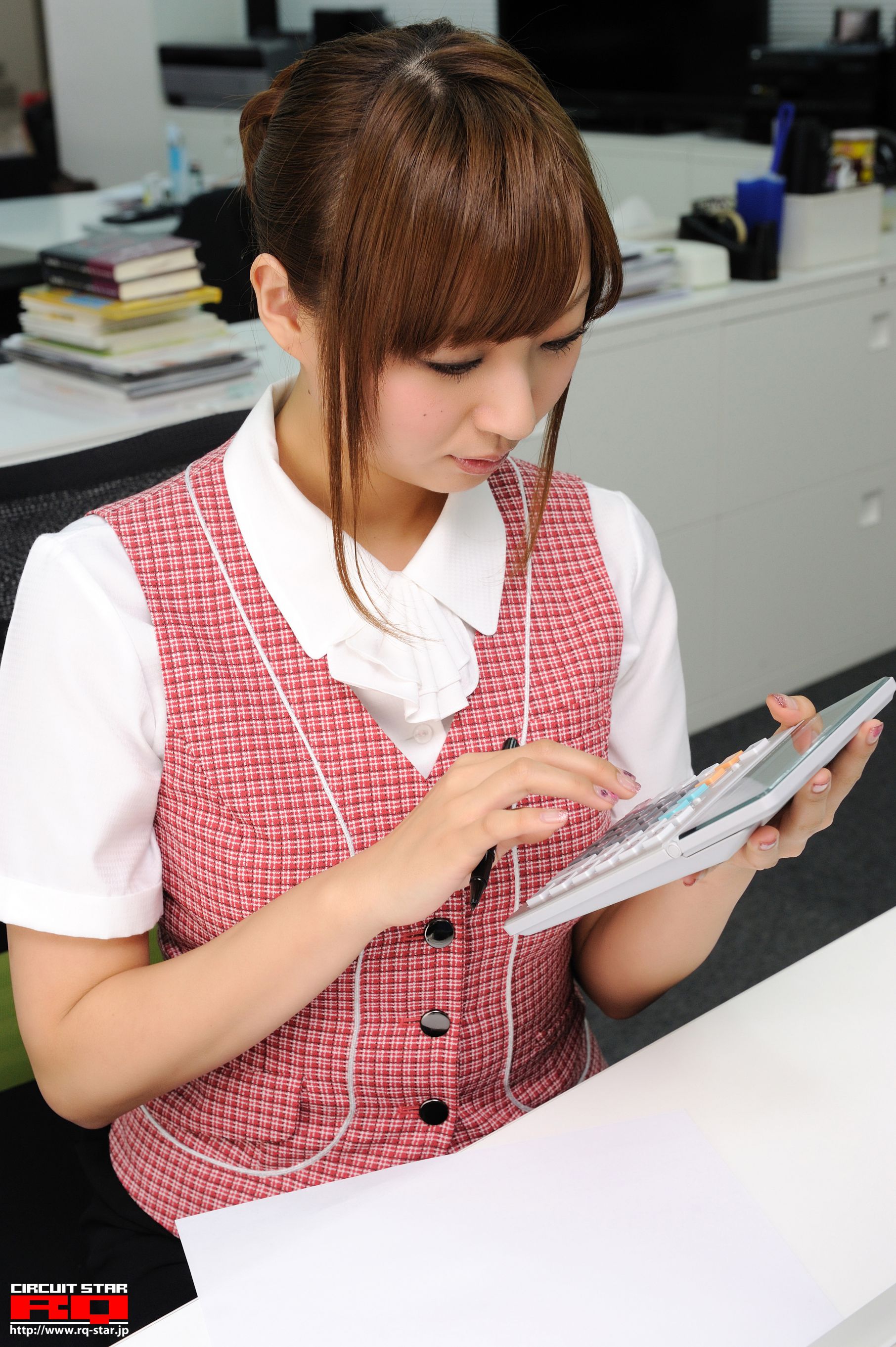 [RQ-STAR] NO.00255 Yuka Tachibana 立花ゆか Office Lady 写真集